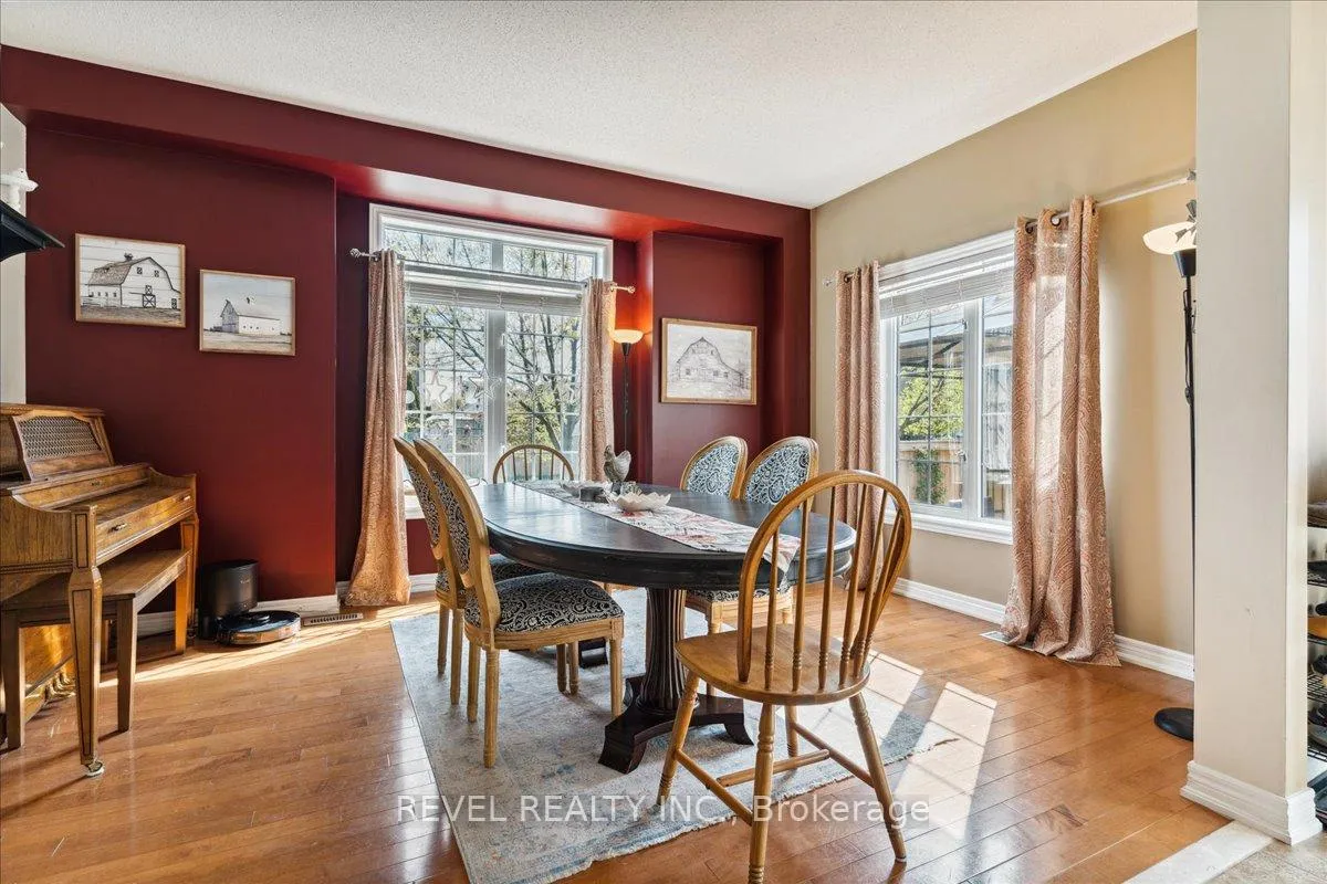 Photo 21 of 63 Westhampton Way, Hamilton, Winona Park — HOMEH