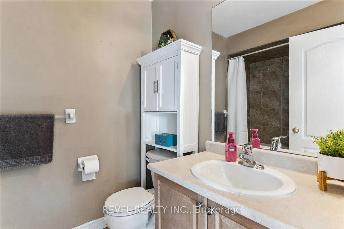 Photo 29 of 63 Westhampton Way, Hamilton, Winona Park — HOMEH