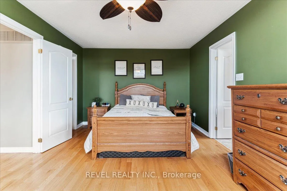 Photo 32 of 63 Westhampton Way, Hamilton, Winona Park — HOMEH