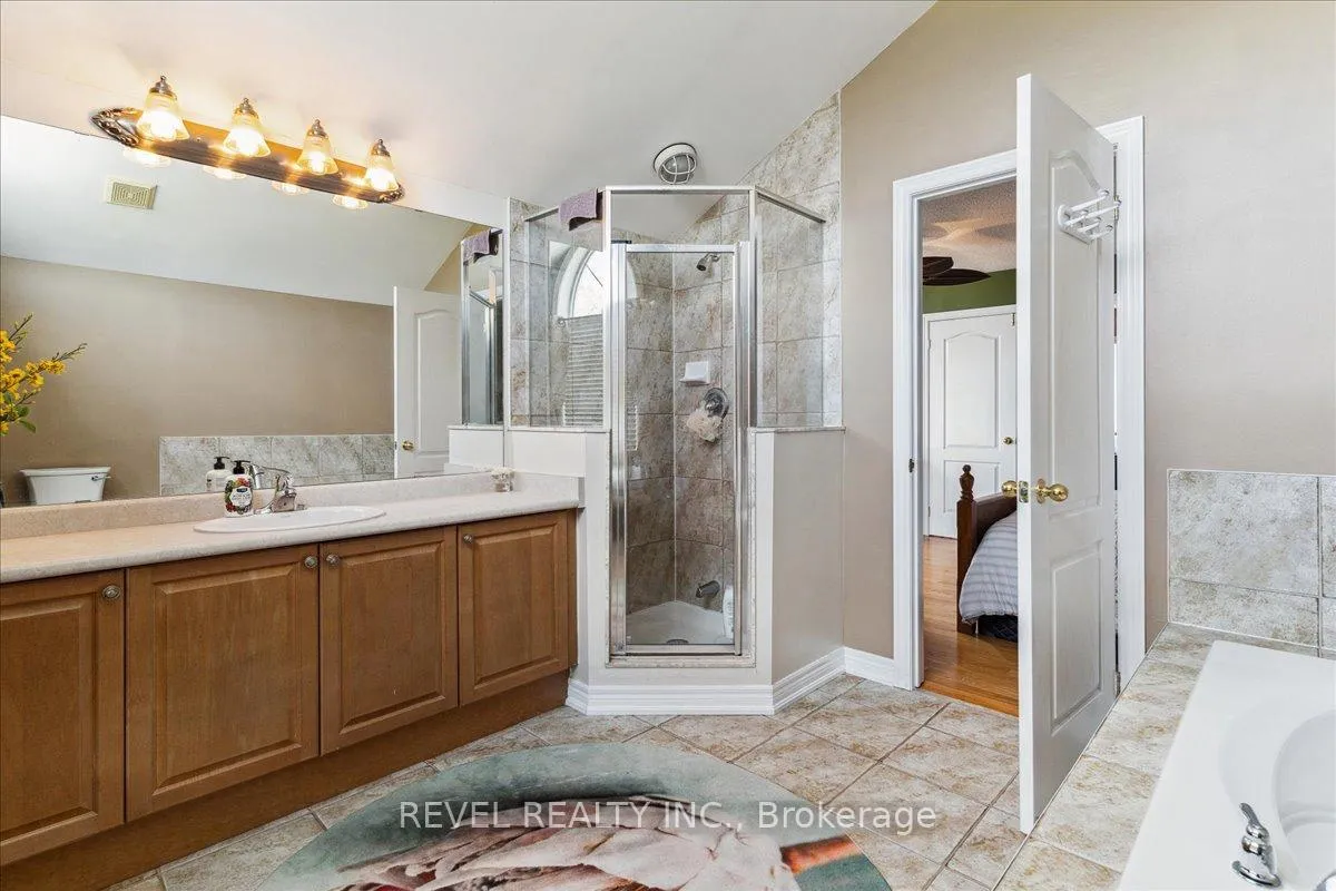 Photo 35 of 63 Westhampton Way, Hamilton, Winona Park — HOMEH