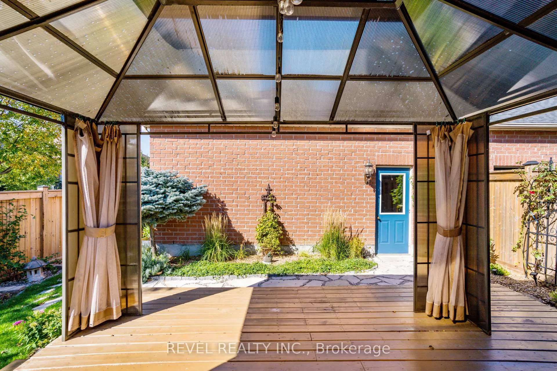 Photo 47 of 63 Westhampton Way, Hamilton, Winona Park — HOMEH