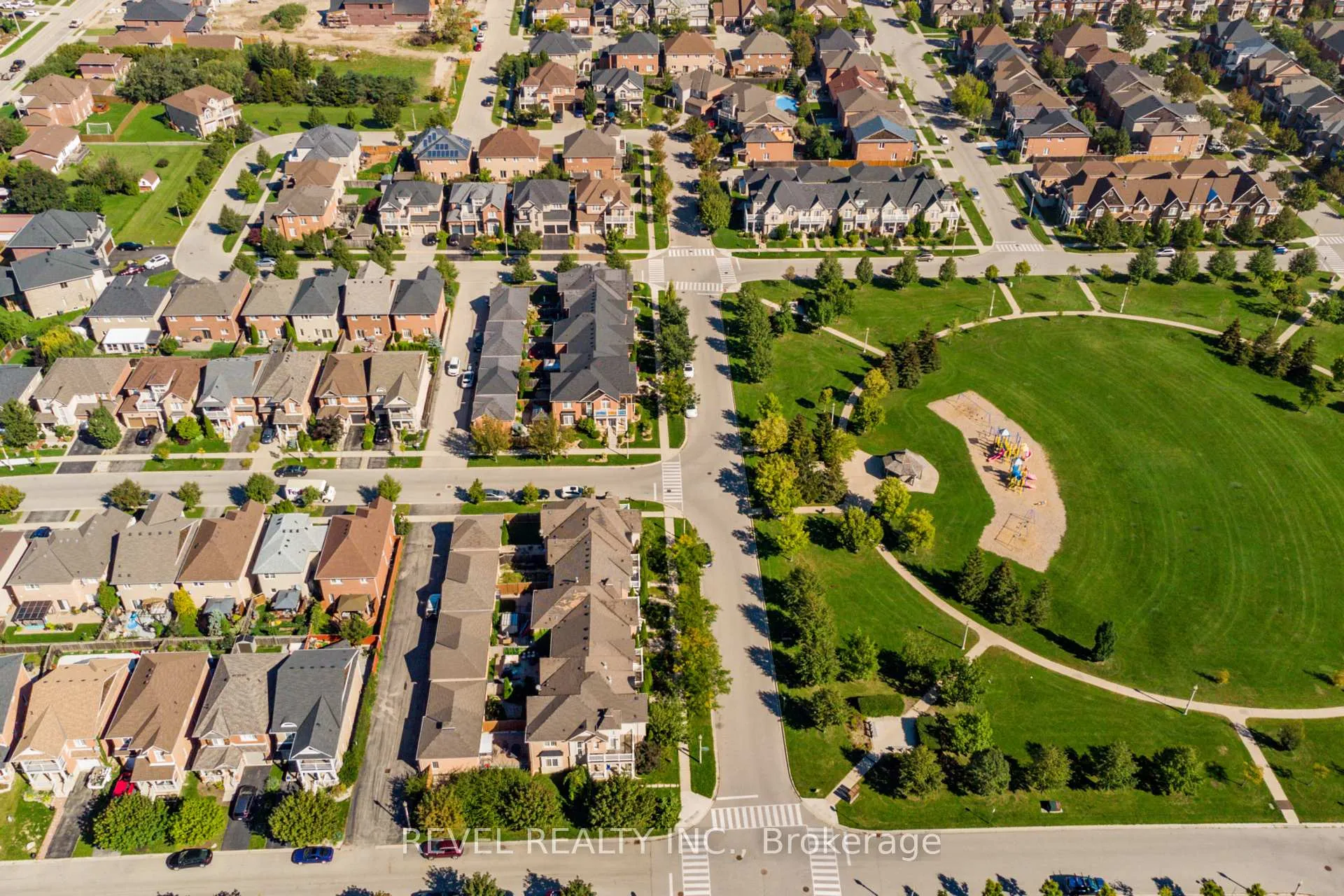 Photo 49 of 63 Westhampton Way, Hamilton, Winona Park — HOMEH