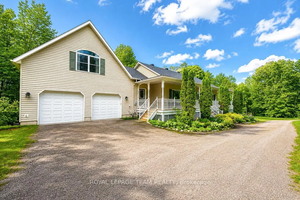 Photo 2 of 698 Barryvale Road, Greater Madawaska, Greater Madawaska — HOMEH