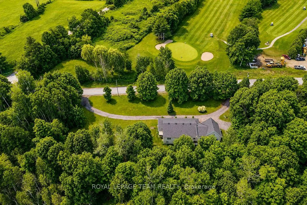Photo 4 of 698 Barryvale Road, Greater Madawaska, Greater Madawaska — HOMEH