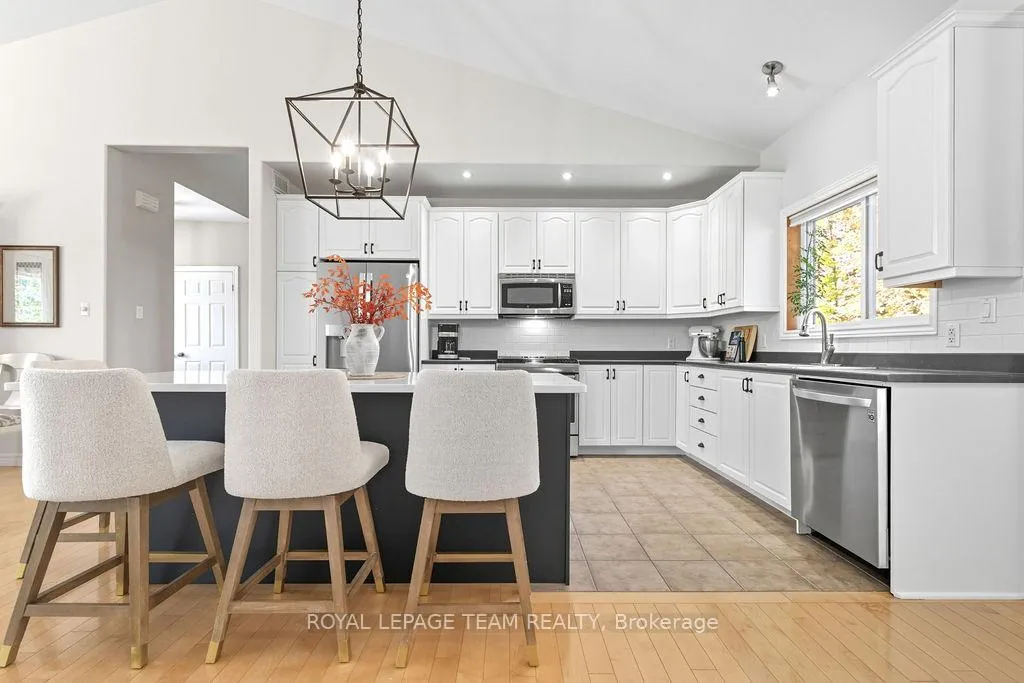 Photo 20 of 698 Barryvale Road, Greater Madawaska, Greater Madawaska — HOMEH