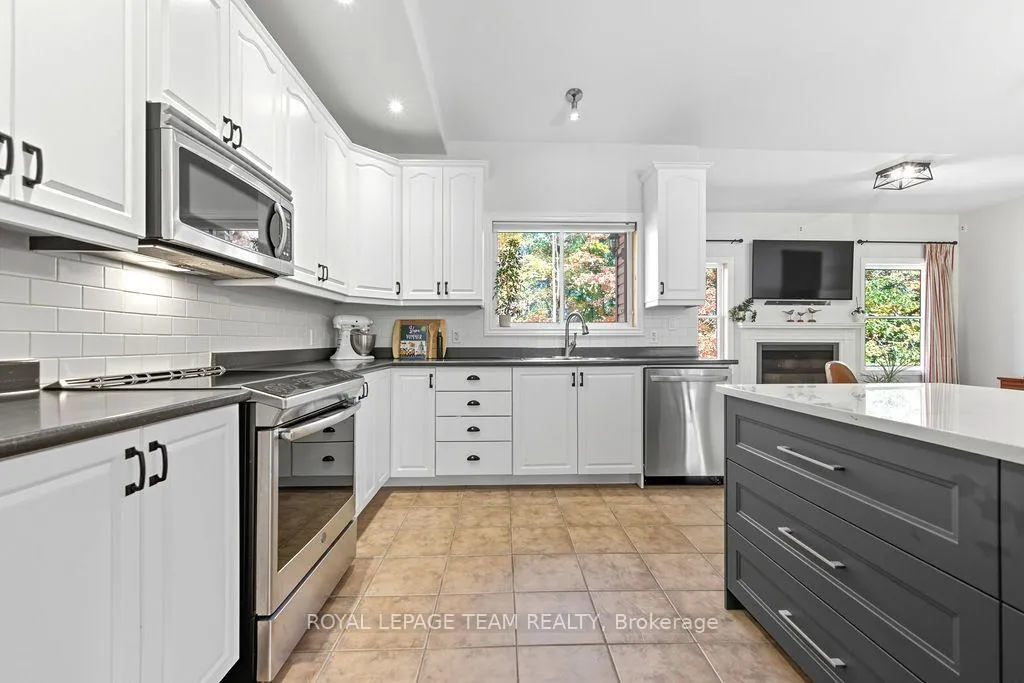 Photo 21 of 698 Barryvale Road, Greater Madawaska, Greater Madawaska — HOMEH