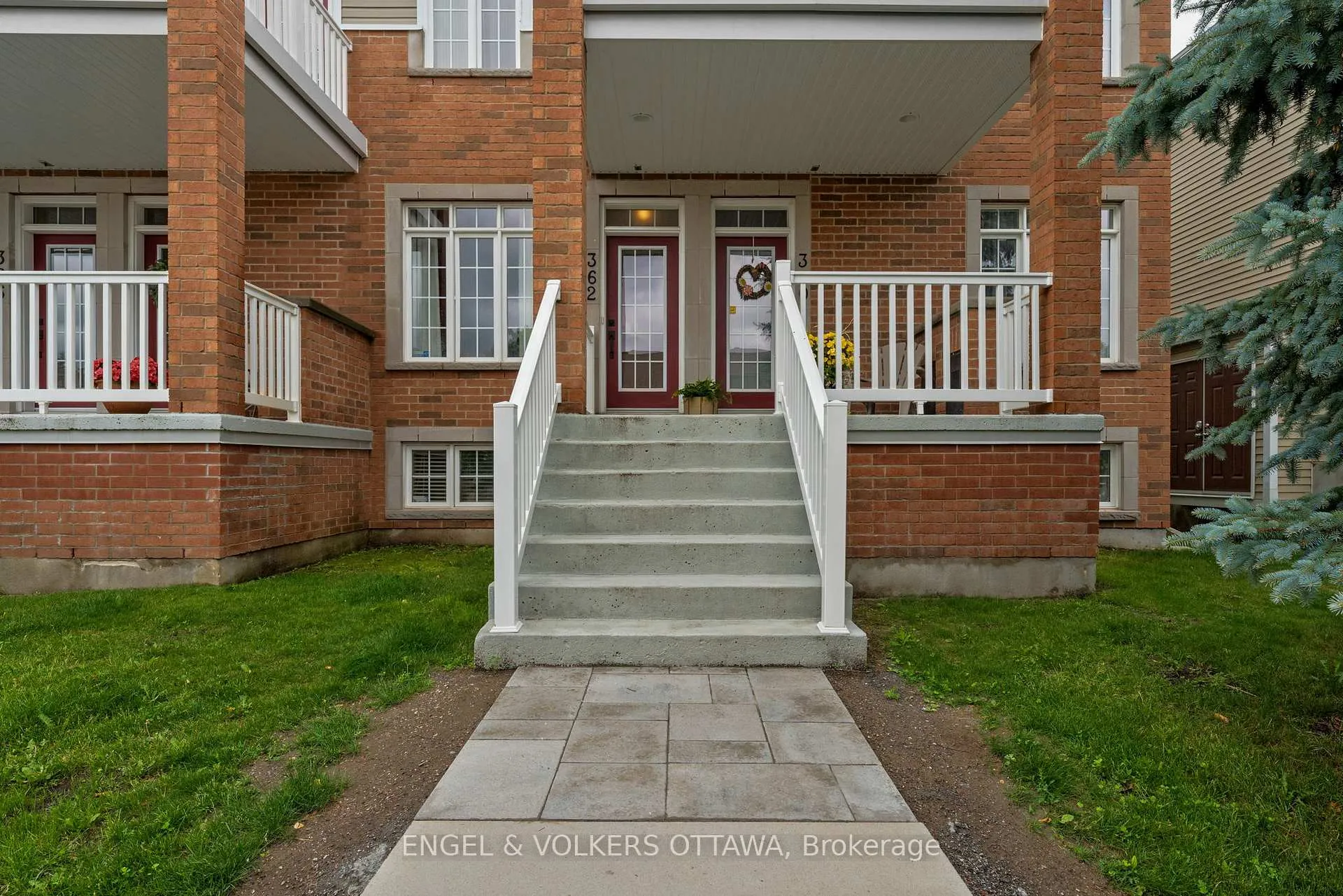 Photo 3 of 362 Royal Fern Way, Ottawa, Riverside South/Gloucester Glen — HOMEH