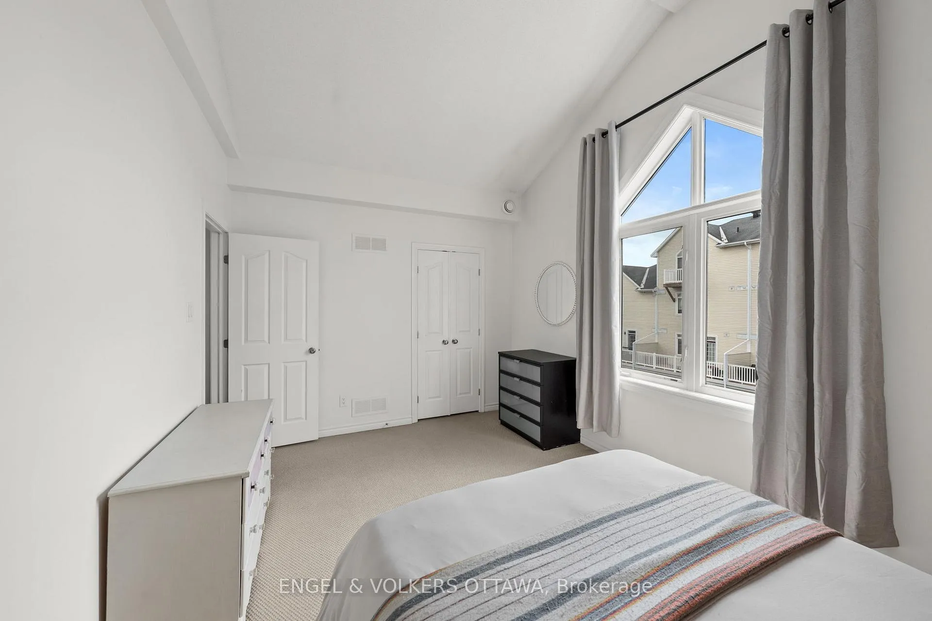 Photo 25 of 362 Royal Fern Way, Ottawa, Riverside South/Gloucester Glen — HOMEH