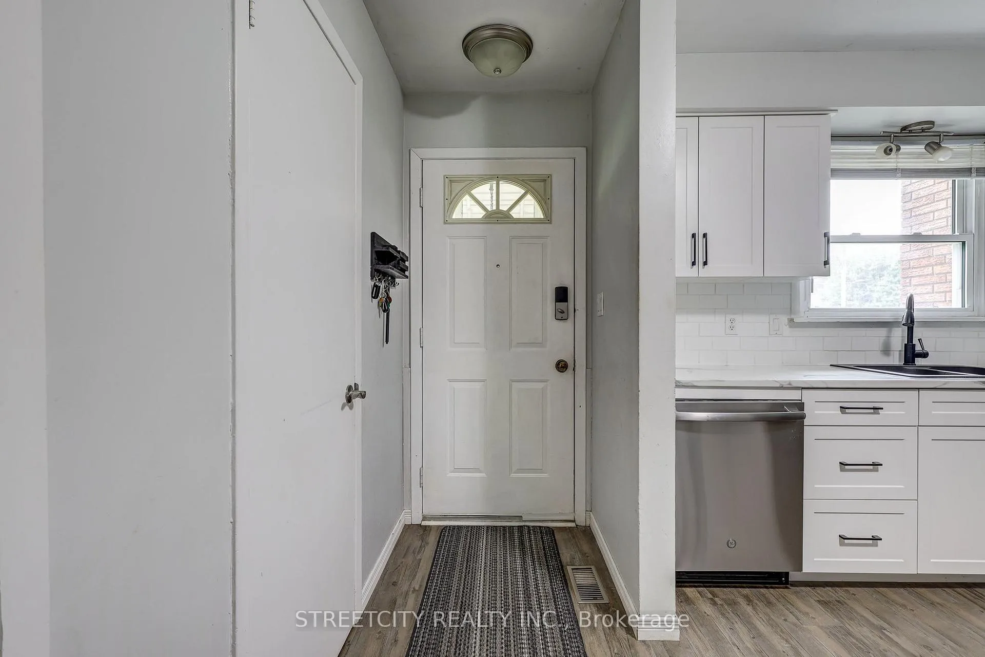 Photo 3 of Unit 5, 81 Parkside Drive, St. Thomas — HOMEH