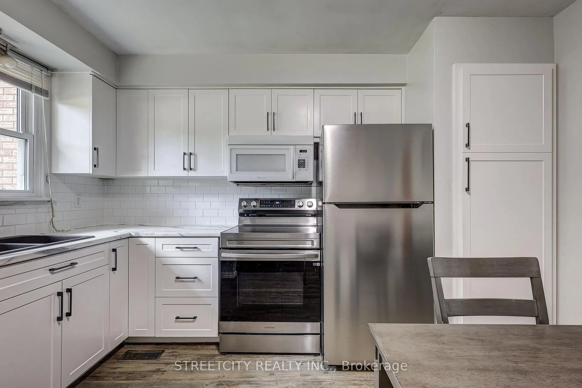 Photo 8 of Unit 5, 81 Parkside Drive, St. Thomas — HOMEH