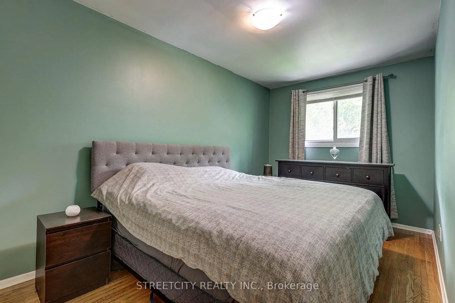 Photo 13 of Unit 5, 81 Parkside Drive, St. Thomas — HOMEH