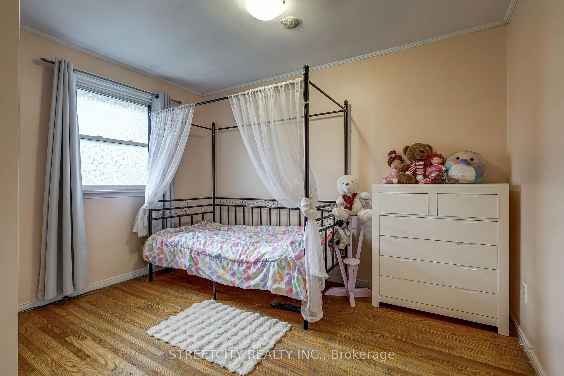 Photo 14 of Unit 5, 81 Parkside Drive, St. Thomas — HOMEH