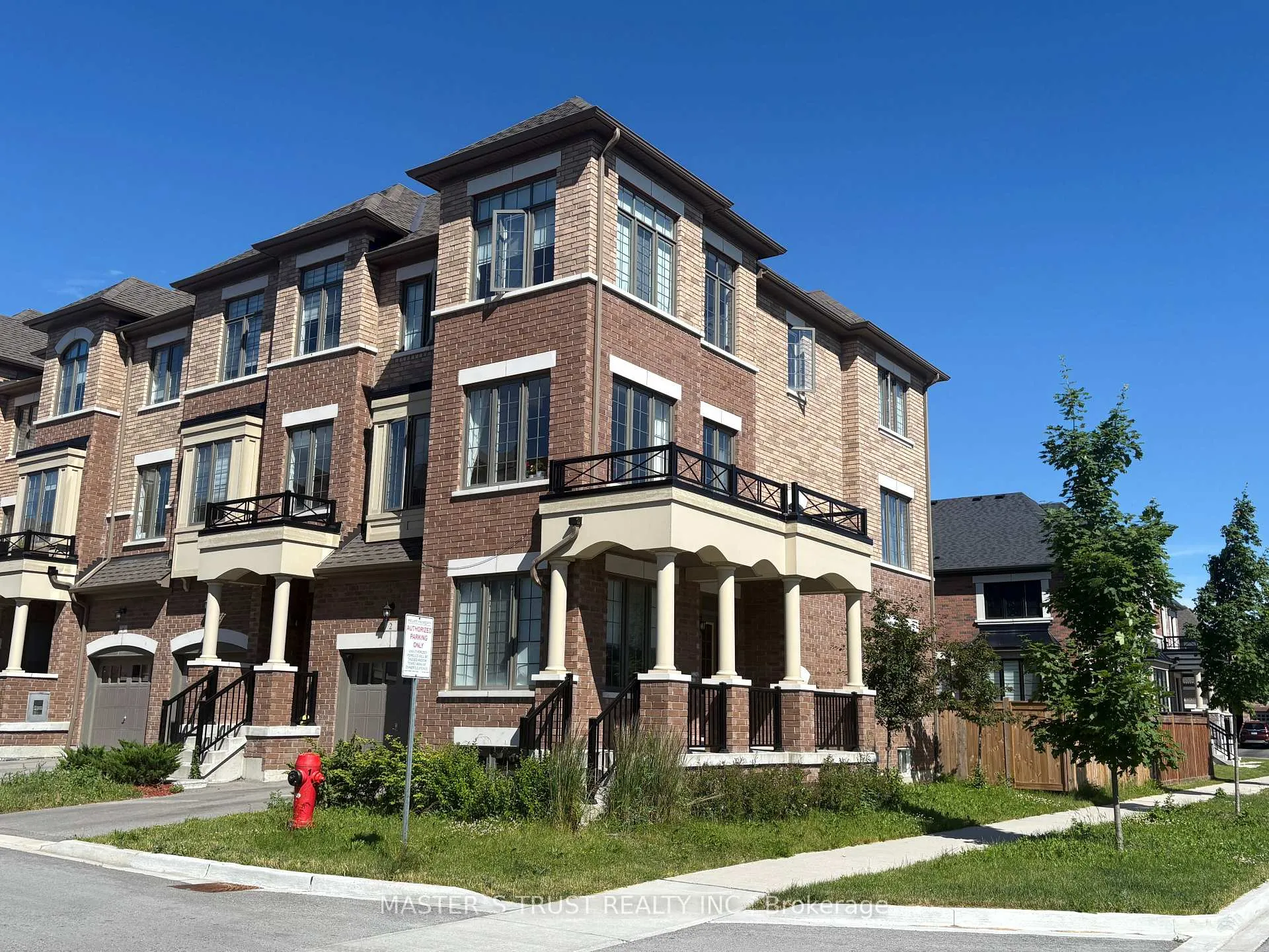 Photo 1 of 2 Hallmark Way, Whitby, Lynde Creek — HOMEH