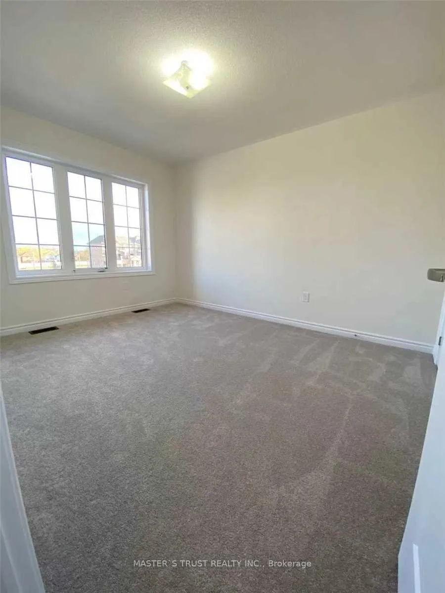 Photo 12 of 2 Hallmark Way, Whitby, Lynde Creek — HOMEH