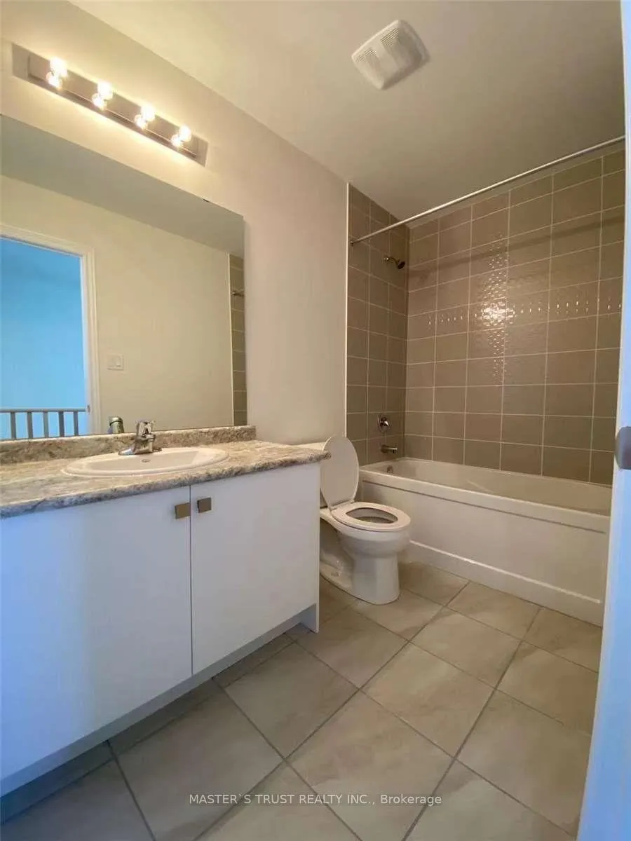 Photo 14 of 2 Hallmark Way, Whitby, Lynde Creek — HOMEH