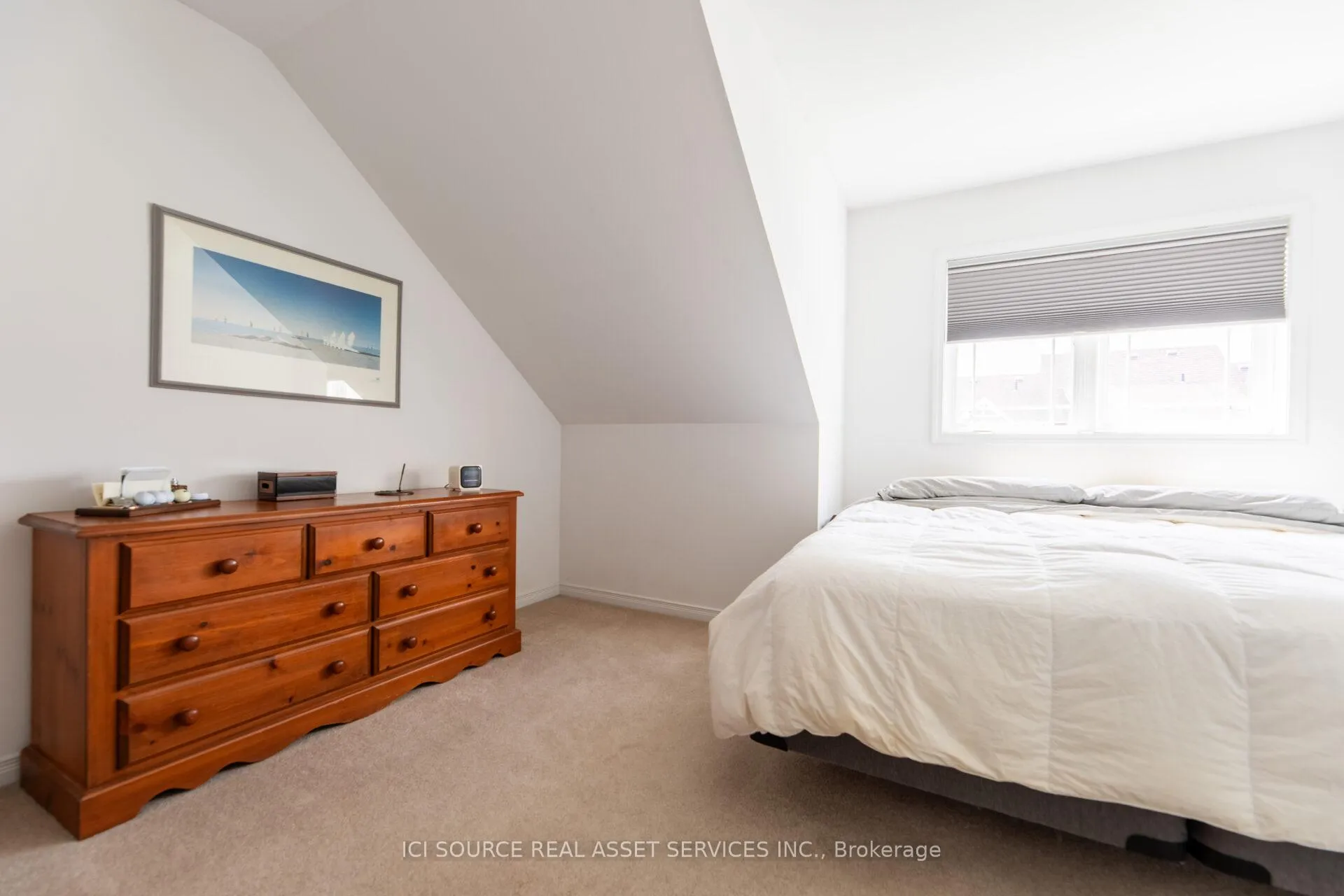 Photo 14 of 1352 Coleman Crescent, Innisfil, Alcona — HOMEH