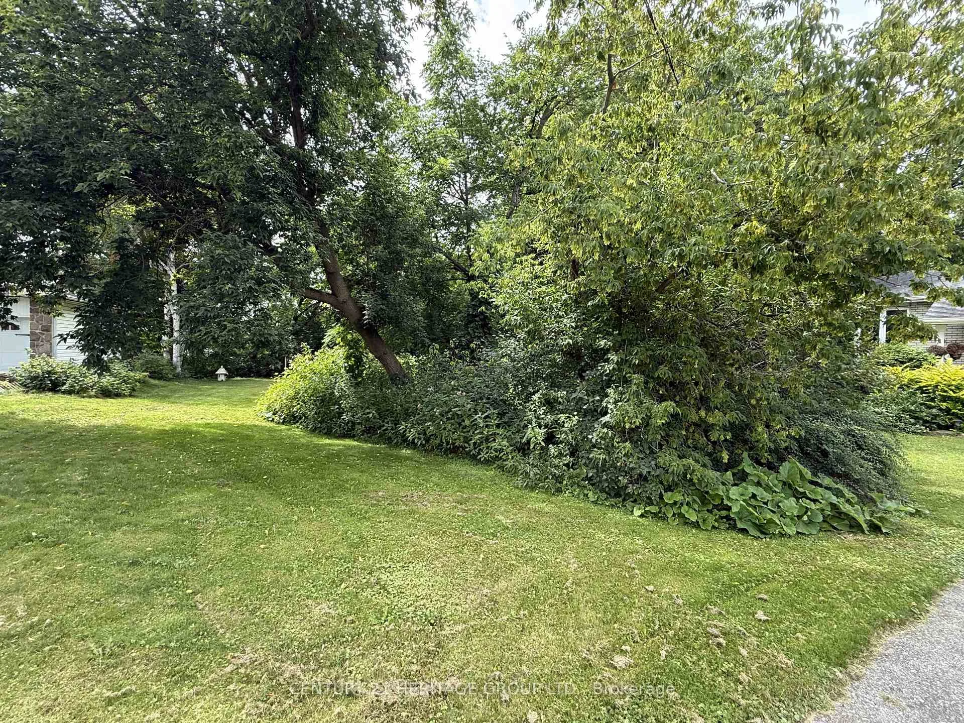 Photo 11 of Queens Crescent, Newmarket, Gorham-College Manor — HOMEH