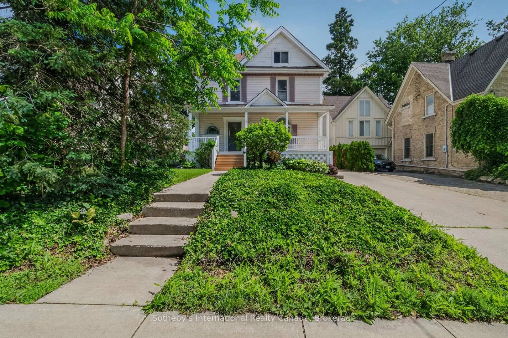 Photo 44 of 128 Douglas Street, Stratford — HOMEH