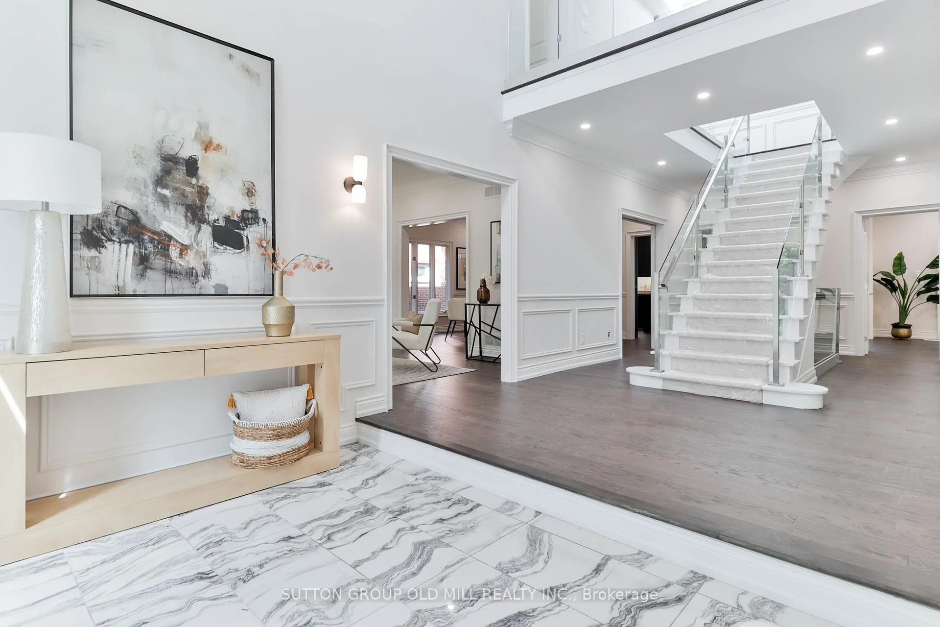 Photo 6 of 566 Castlefield Avenue, Toronto, Forest Hill North — HOMEH