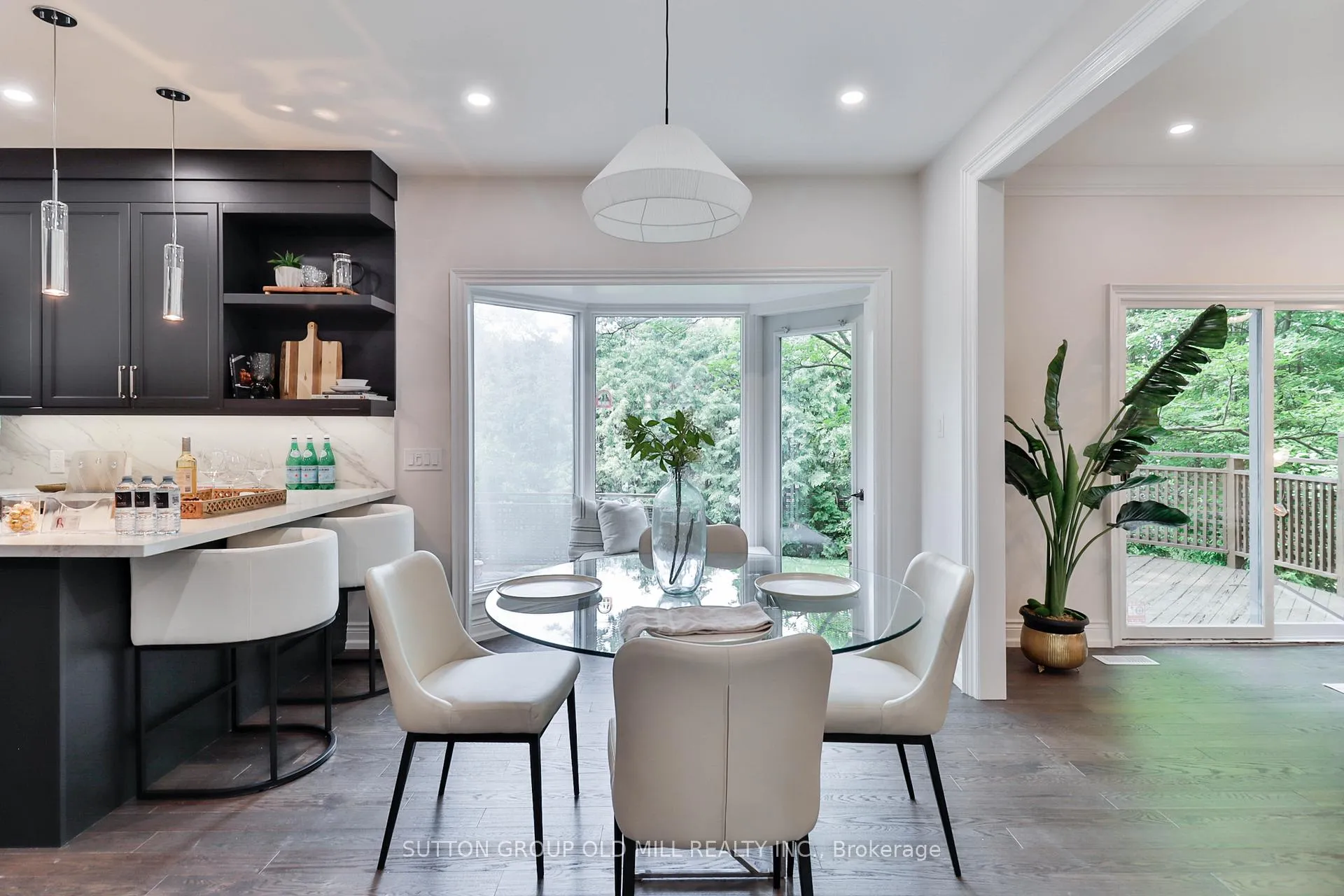 Photo 12 of 566 Castlefield Avenue, Toronto, Forest Hill North — HOMEH