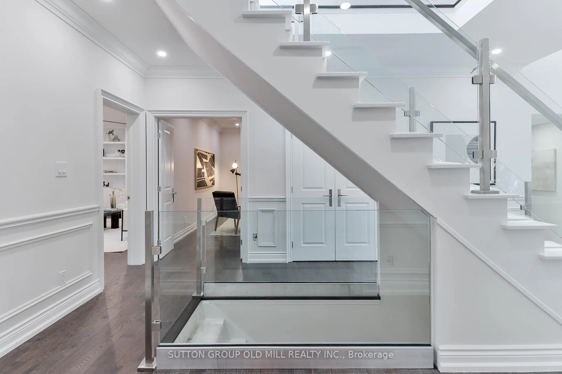 Photo 20 of 566 Castlefield Avenue, Toronto, Forest Hill North — HOMEH