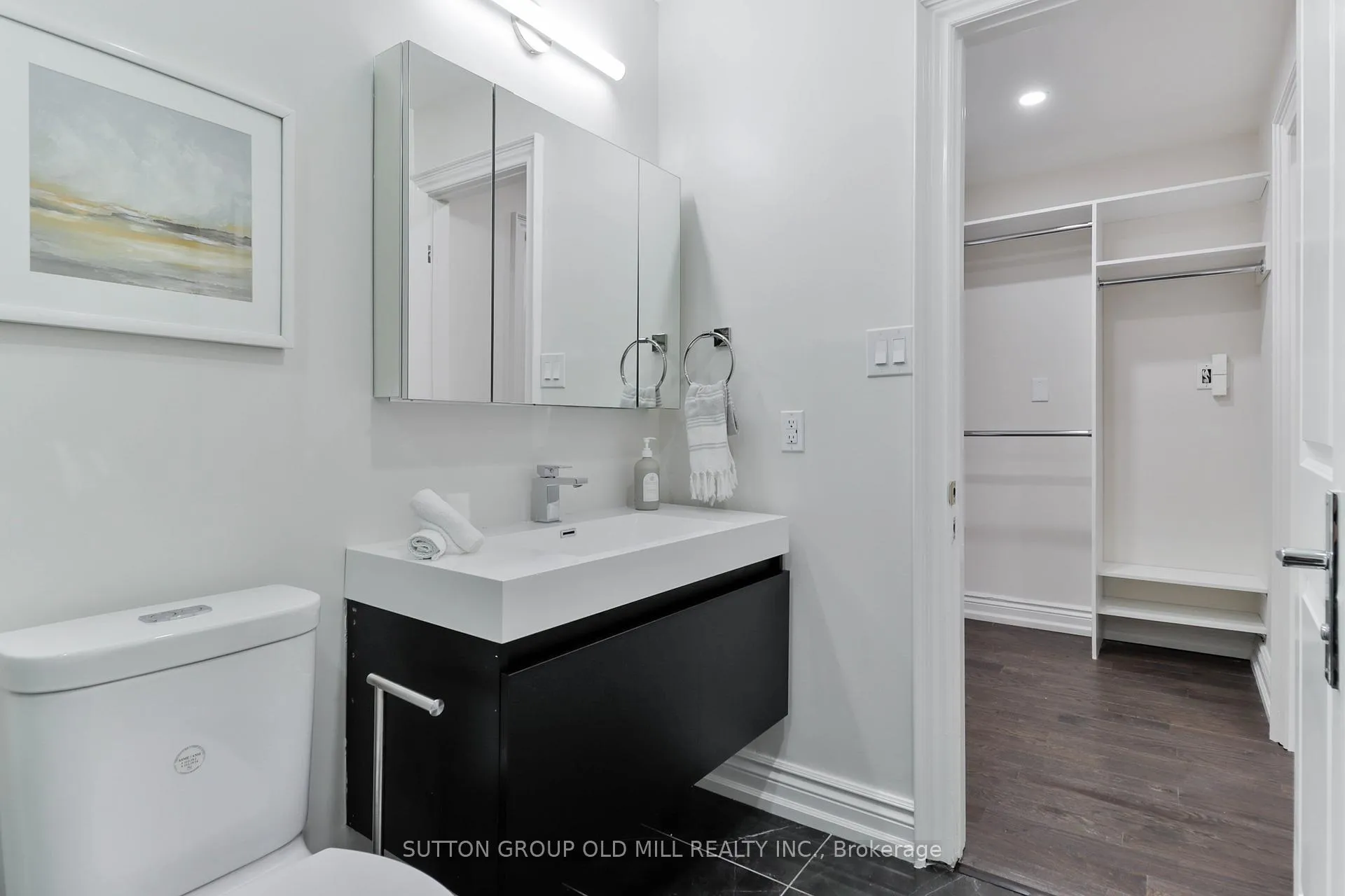 Photo 29 of 566 Castlefield Avenue, Toronto, Forest Hill North — HOMEH