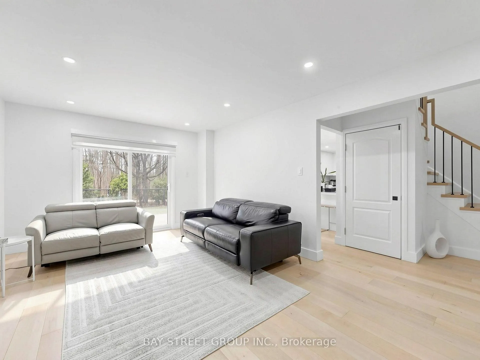 Photo 9 of 6 Pearson Road, Brampton, Fletcher's West — HOMEH