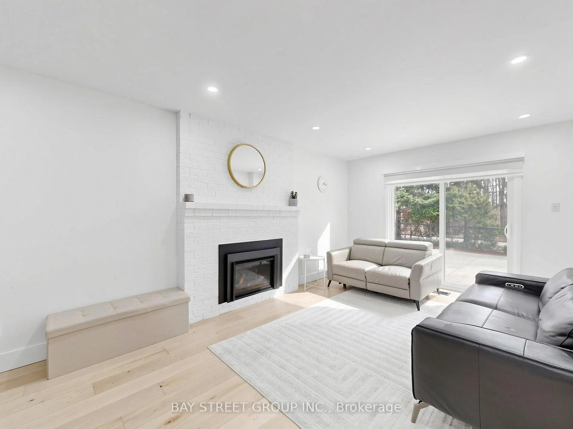 Photo 10 of 6 Pearson Road, Brampton, Fletcher's West — HOMEH