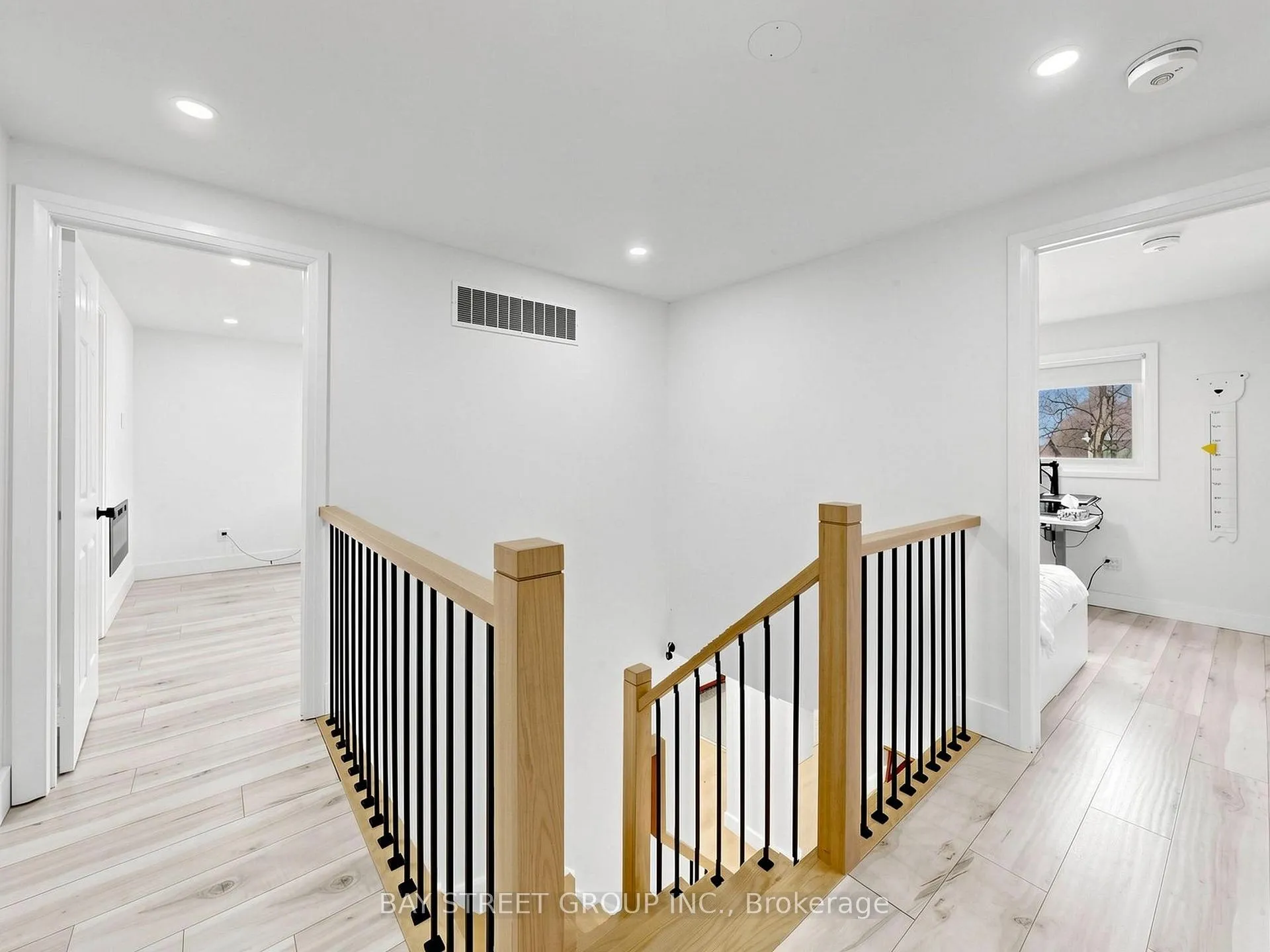 Photo 22 of 6 Pearson Road, Brampton, Fletcher's West — HOMEH