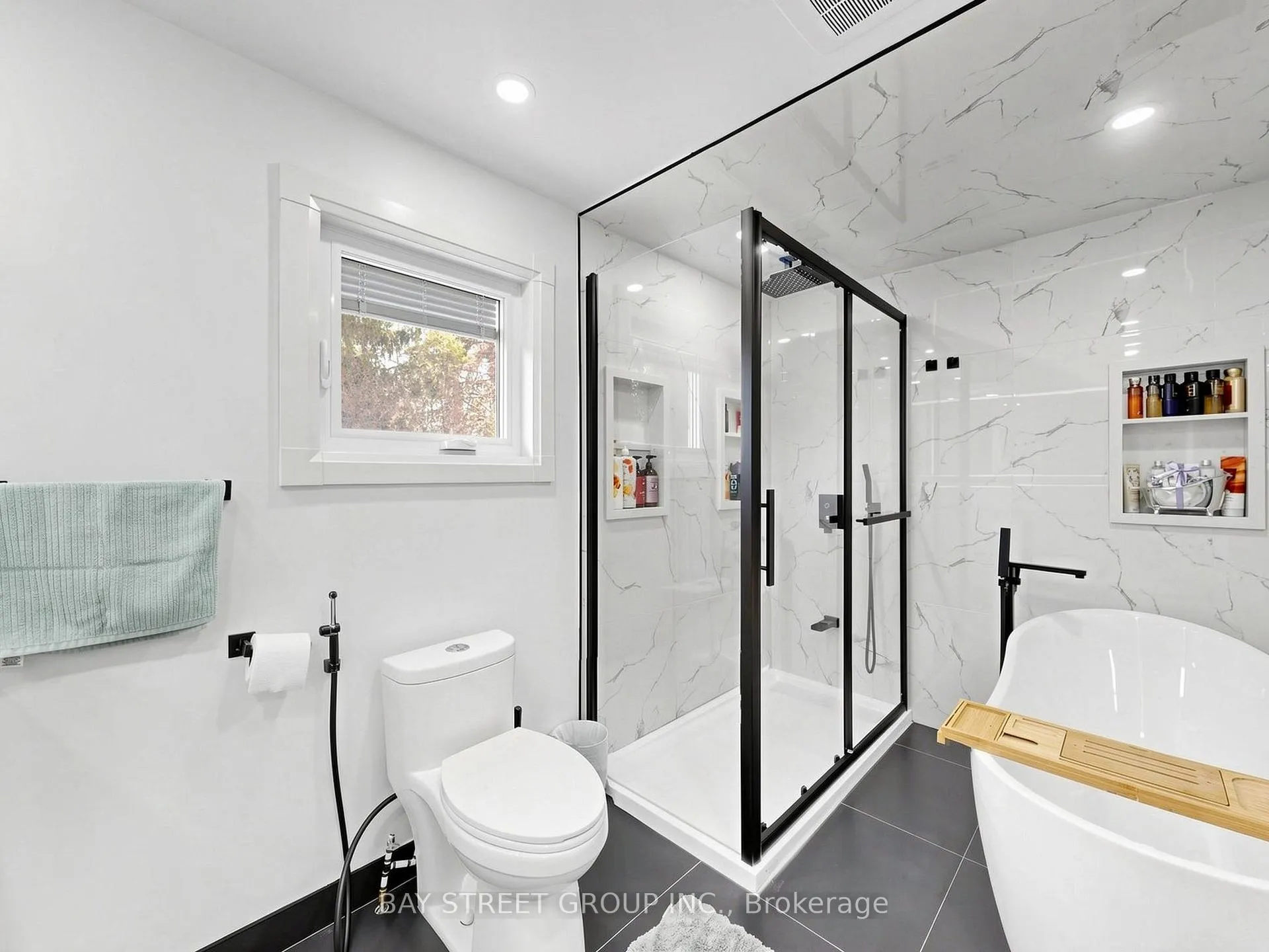 Photo 26 of 6 Pearson Road, Brampton, Fletcher's West — HOMEH