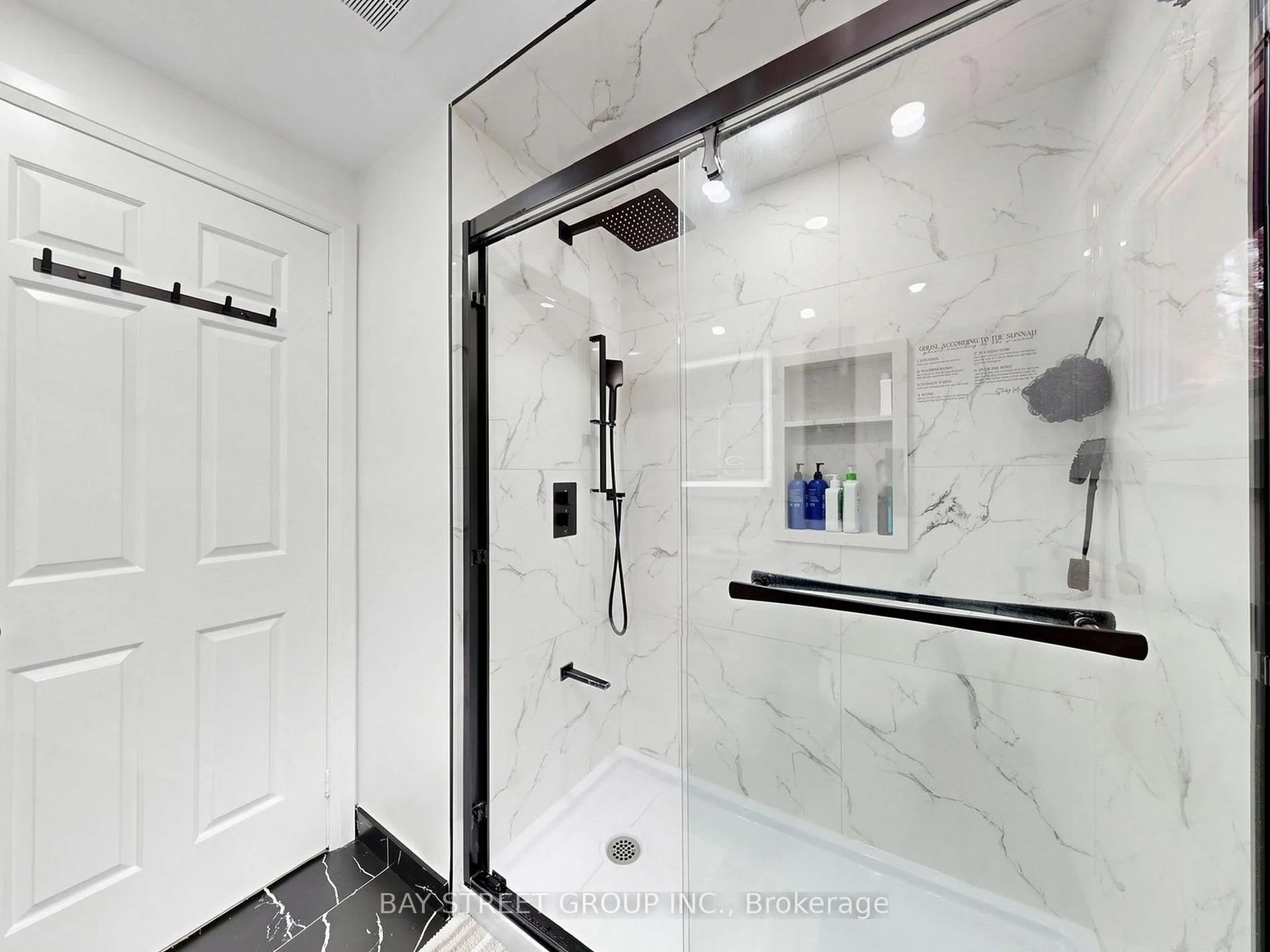 Photo 34 of 6 Pearson Road, Brampton, Fletcher's West — HOMEH