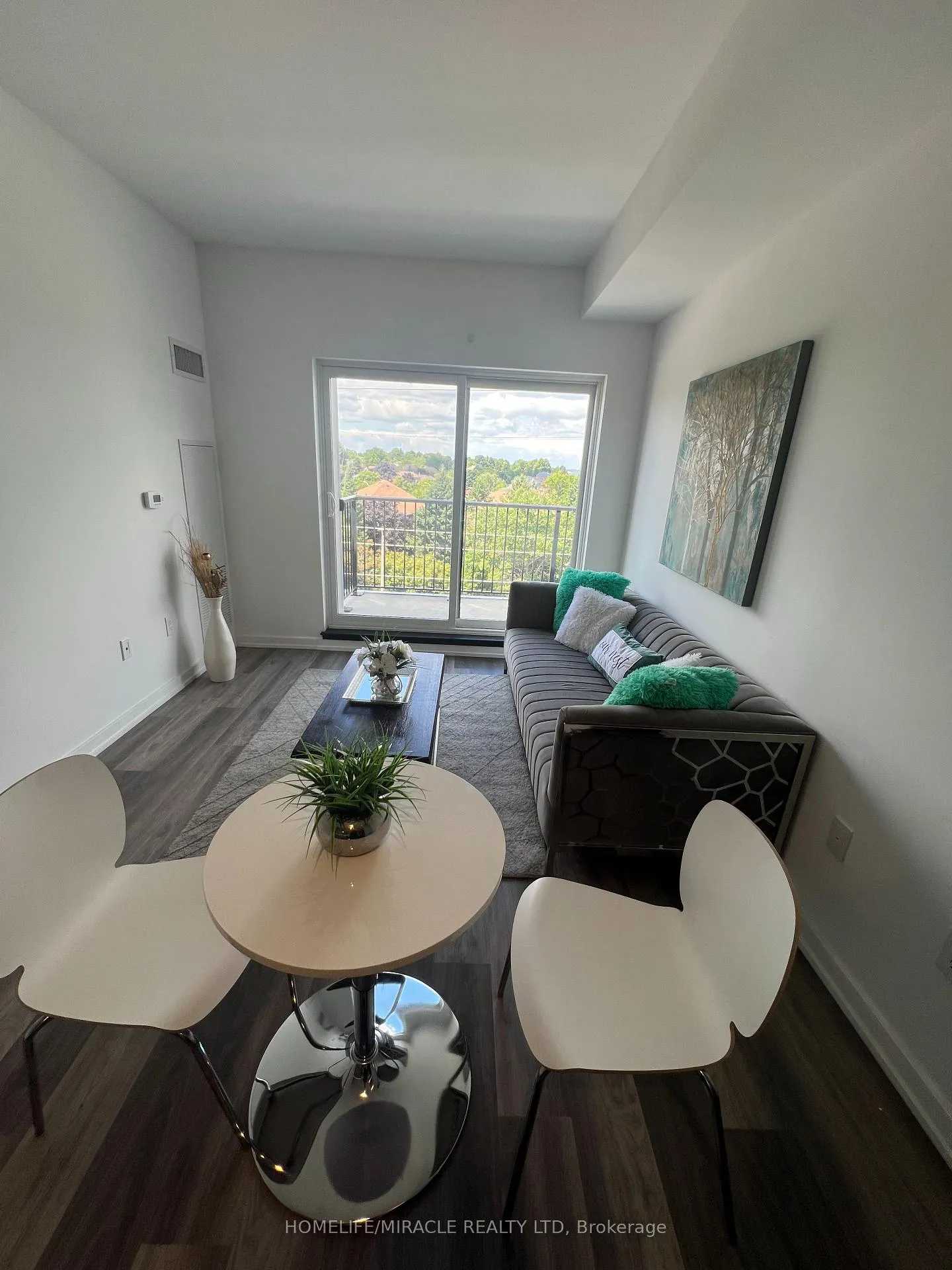 Photo 2 of Unit 409, 430 Essa Road, Barrie, Holly — HOMEH