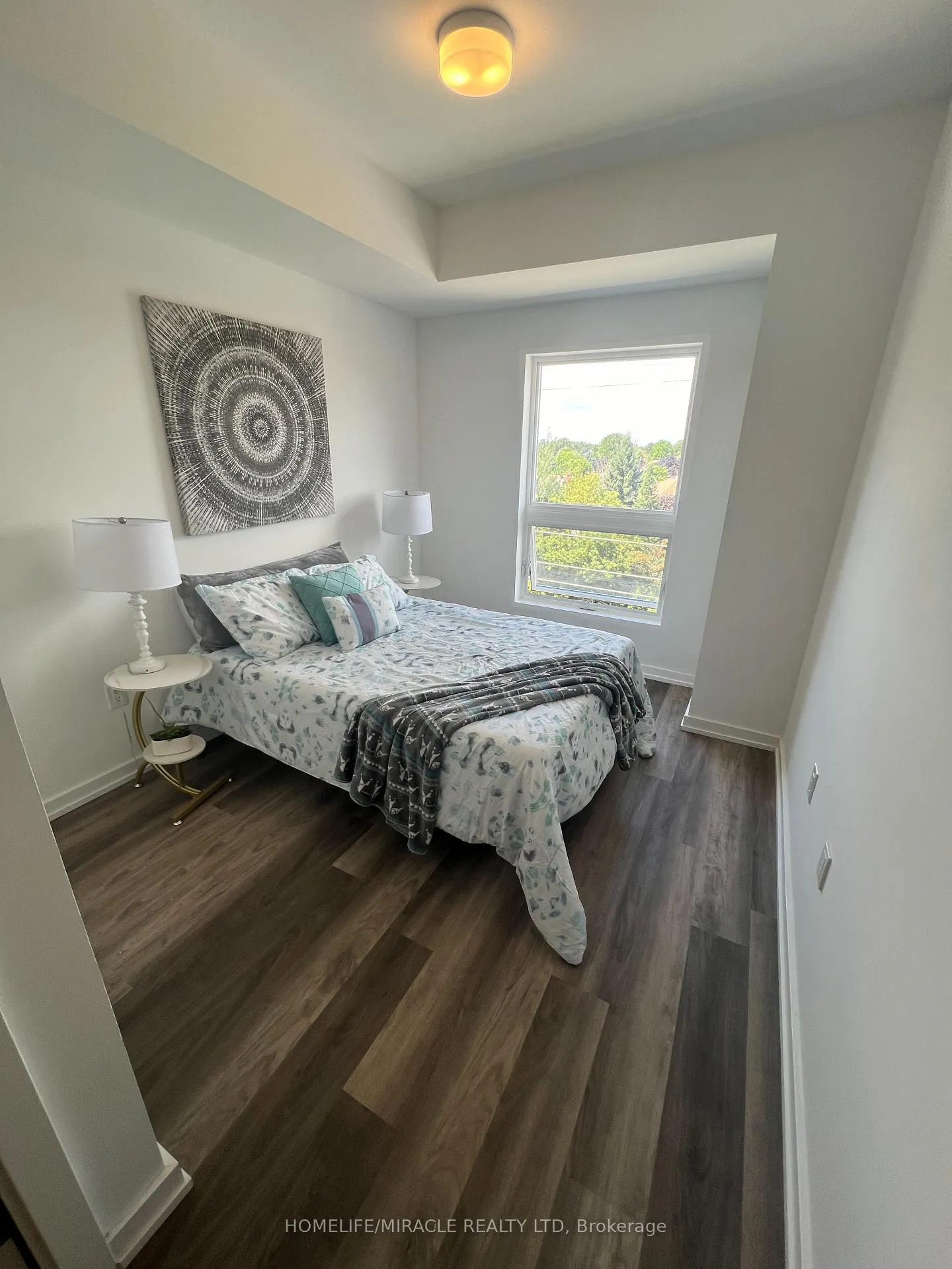 Photo 9 of Unit 409, 430 Essa Road, Barrie, Holly — HOMEH