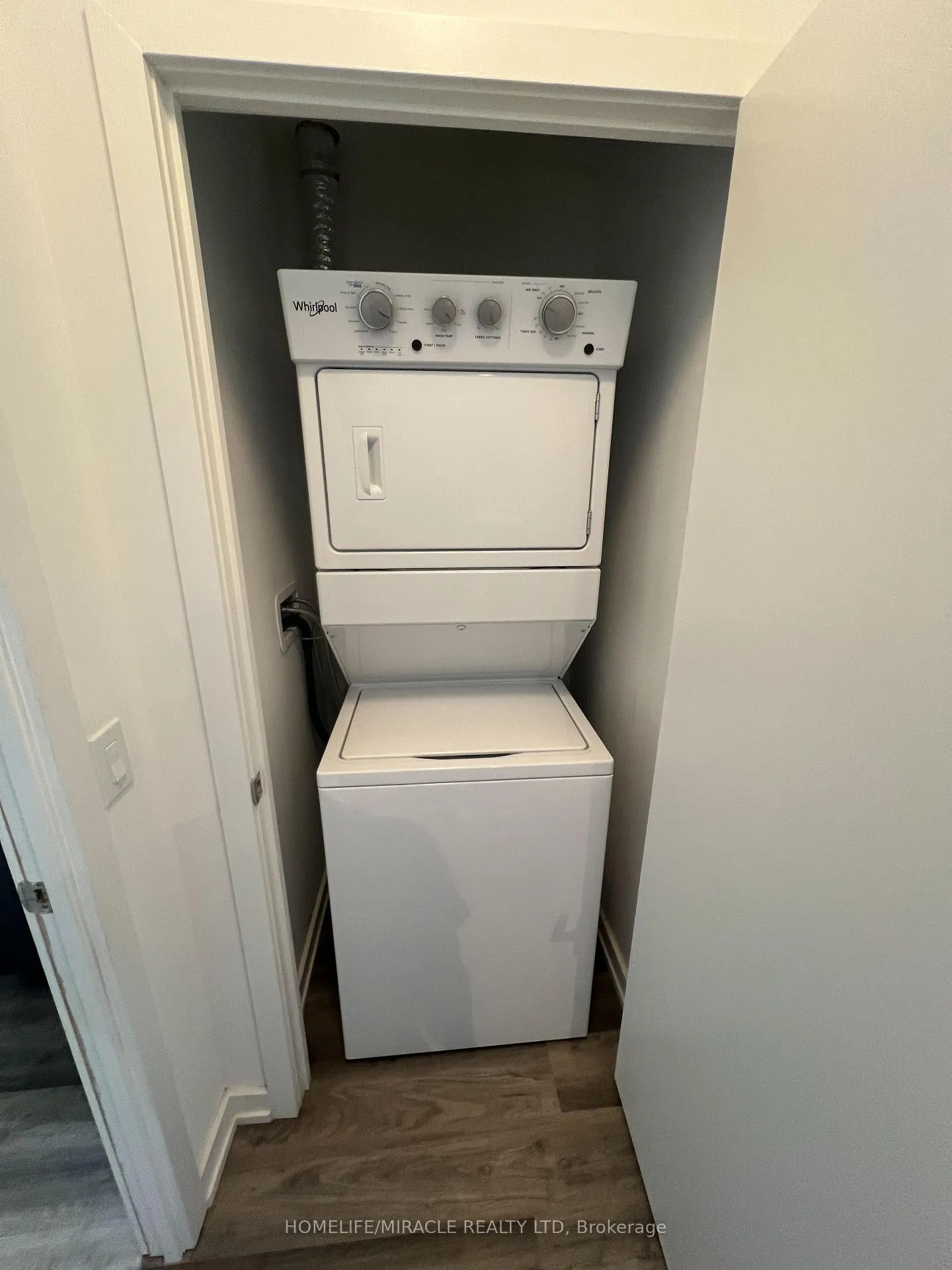 Photo 16 of Unit 409, 430 Essa Road, Barrie, Holly — HOMEH