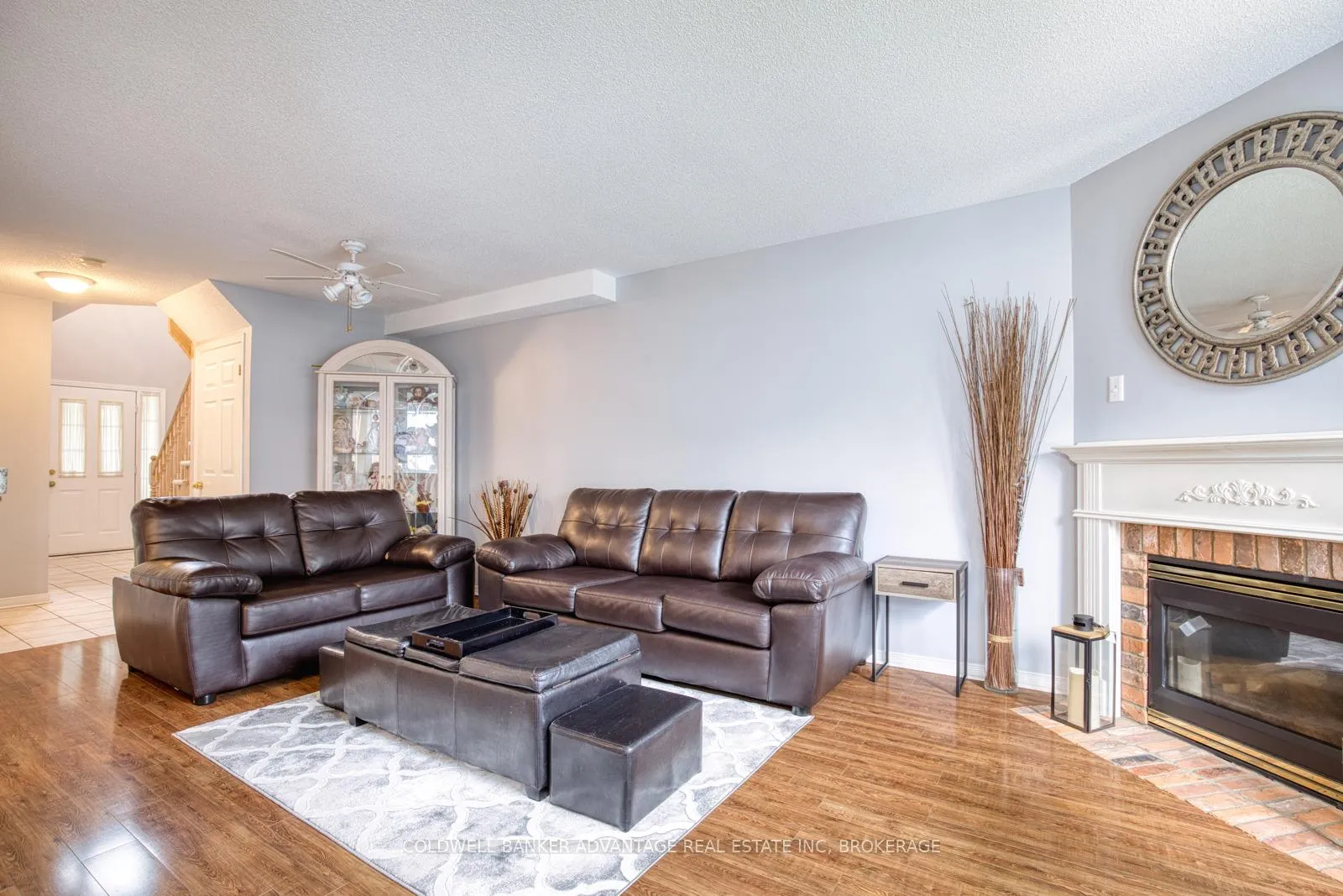 Photo 7 of Unit 2, 800 Paramount Drive, Hamilton, Stoney Creek Mountain — HOMEH