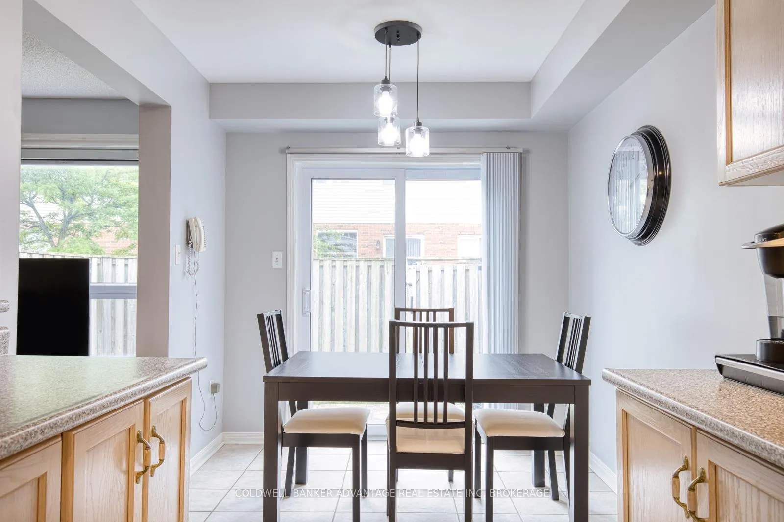 Photo 11 of Unit 2, 800 Paramount Drive, Hamilton, Stoney Creek Mountain — HOMEH