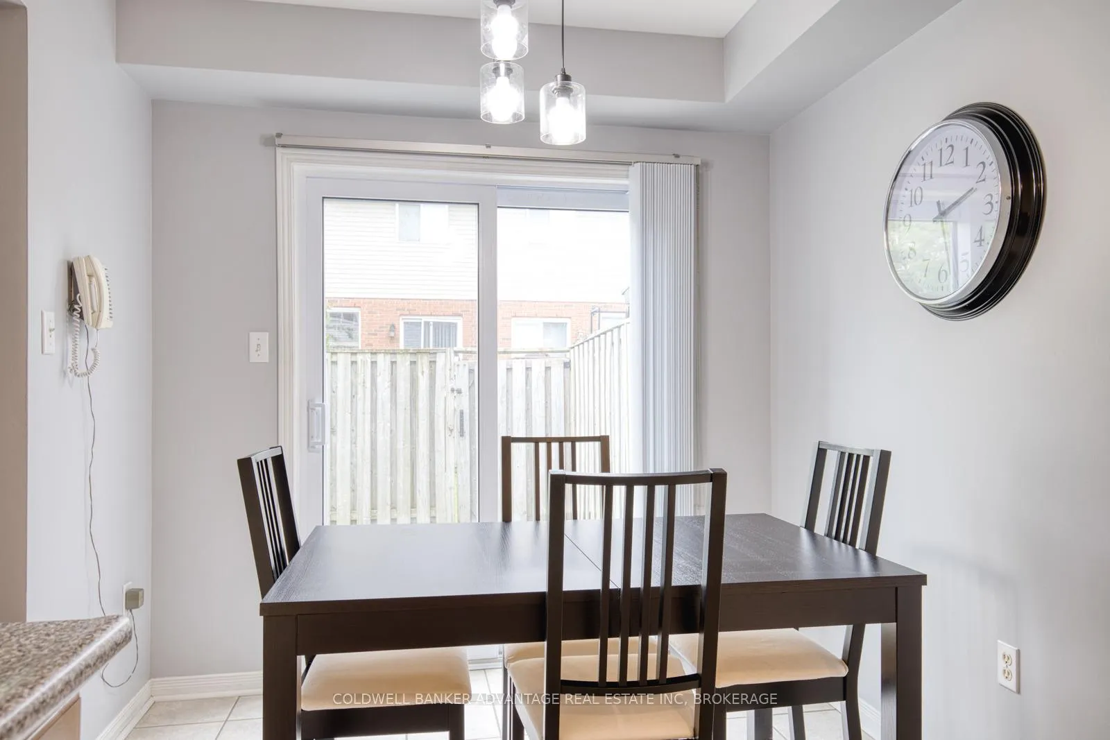 Photo 12 of Unit 2, 800 Paramount Drive, Hamilton, Stoney Creek Mountain — HOMEH