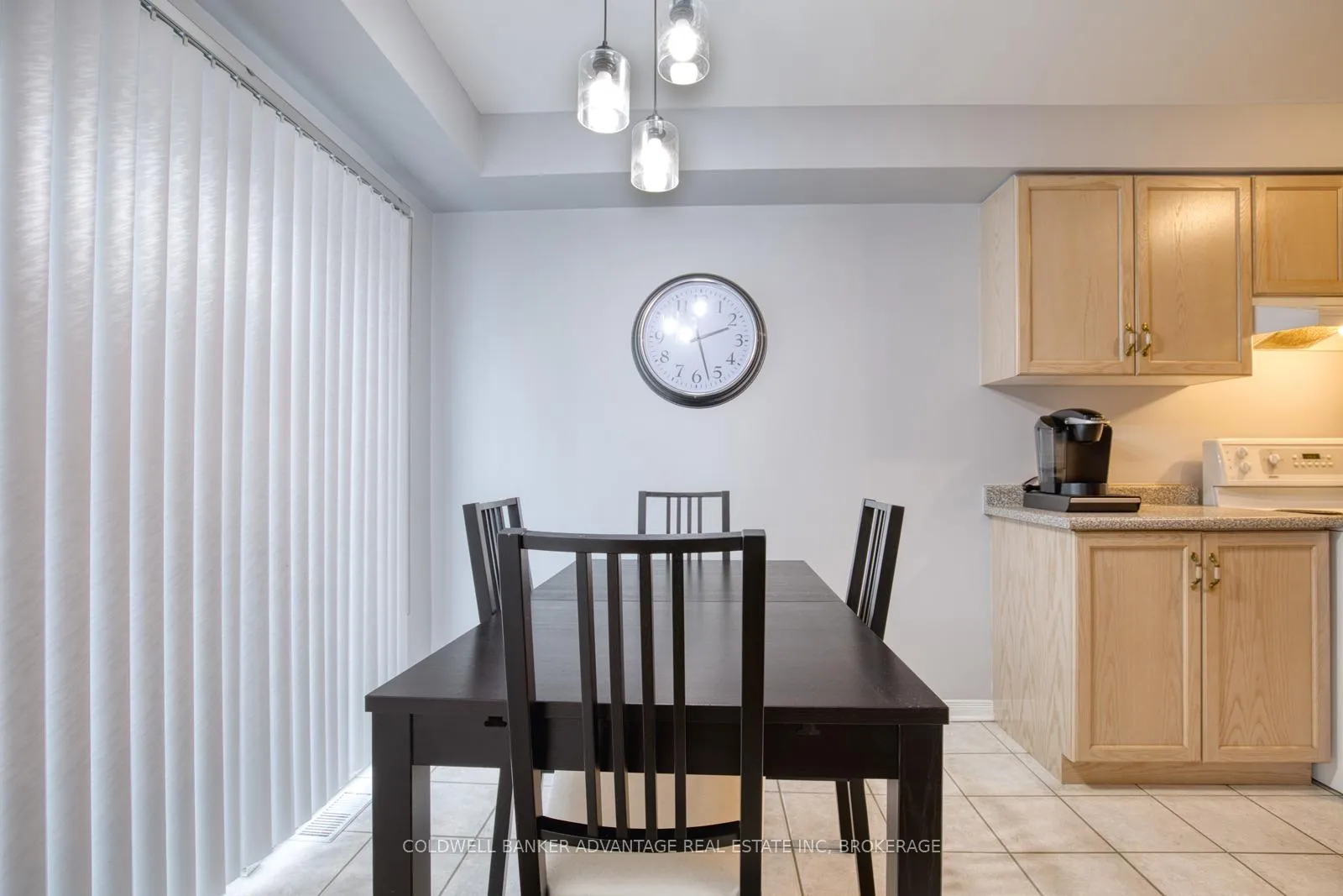 Photo 13 of Unit 2, 800 Paramount Drive, Hamilton, Stoney Creek Mountain — HOMEH