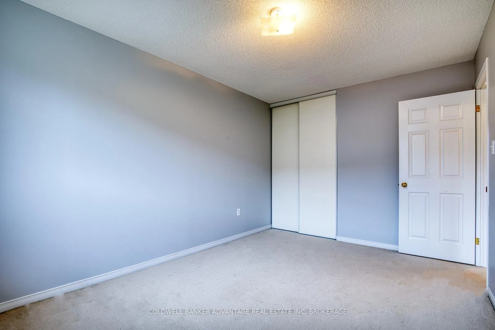 Photo 20 of Unit 2, 800 Paramount Drive, Hamilton, Stoney Creek Mountain — HOMEH
