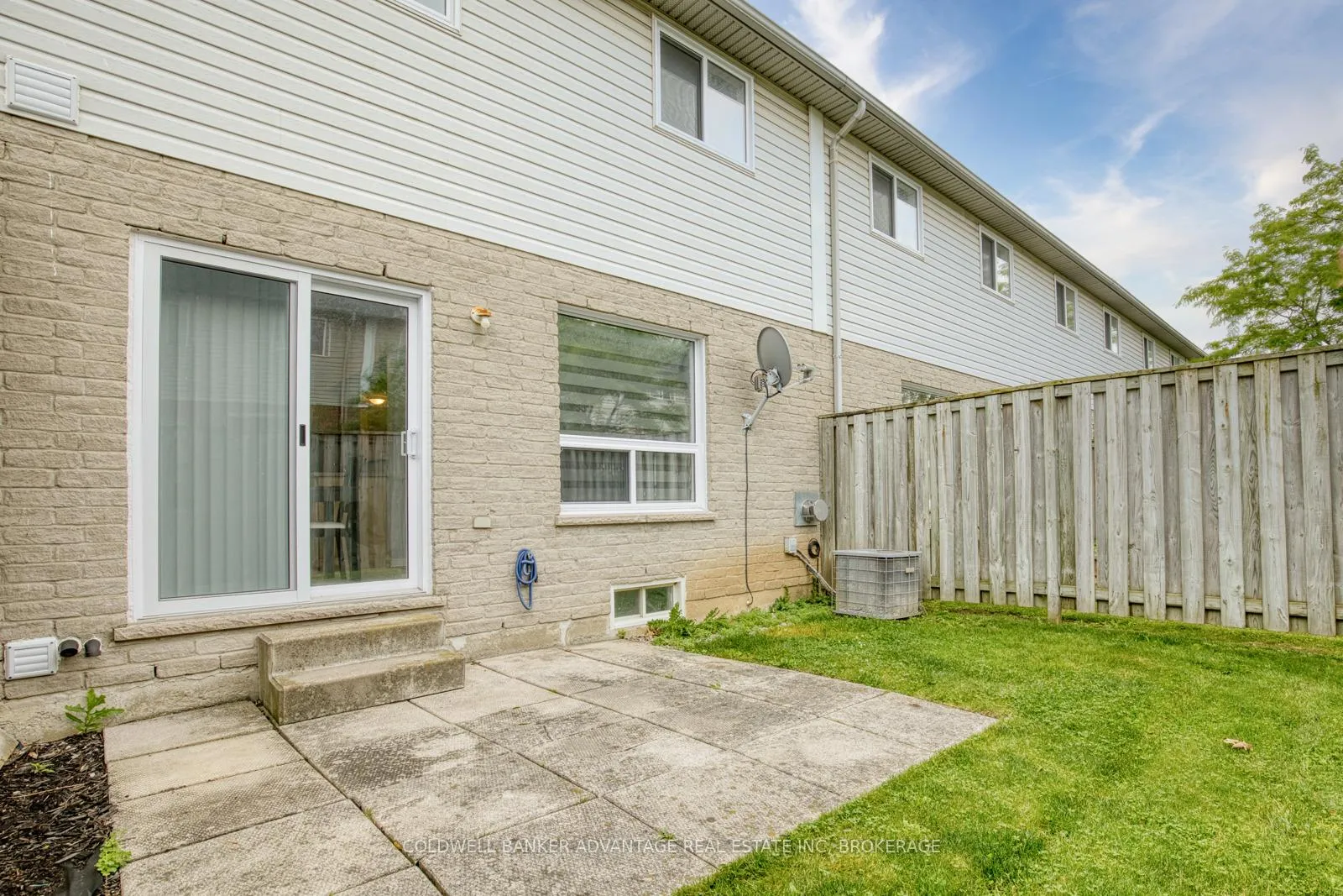 Photo 28 of Unit 2, 800 Paramount Drive, Hamilton, Stoney Creek Mountain — HOMEH
