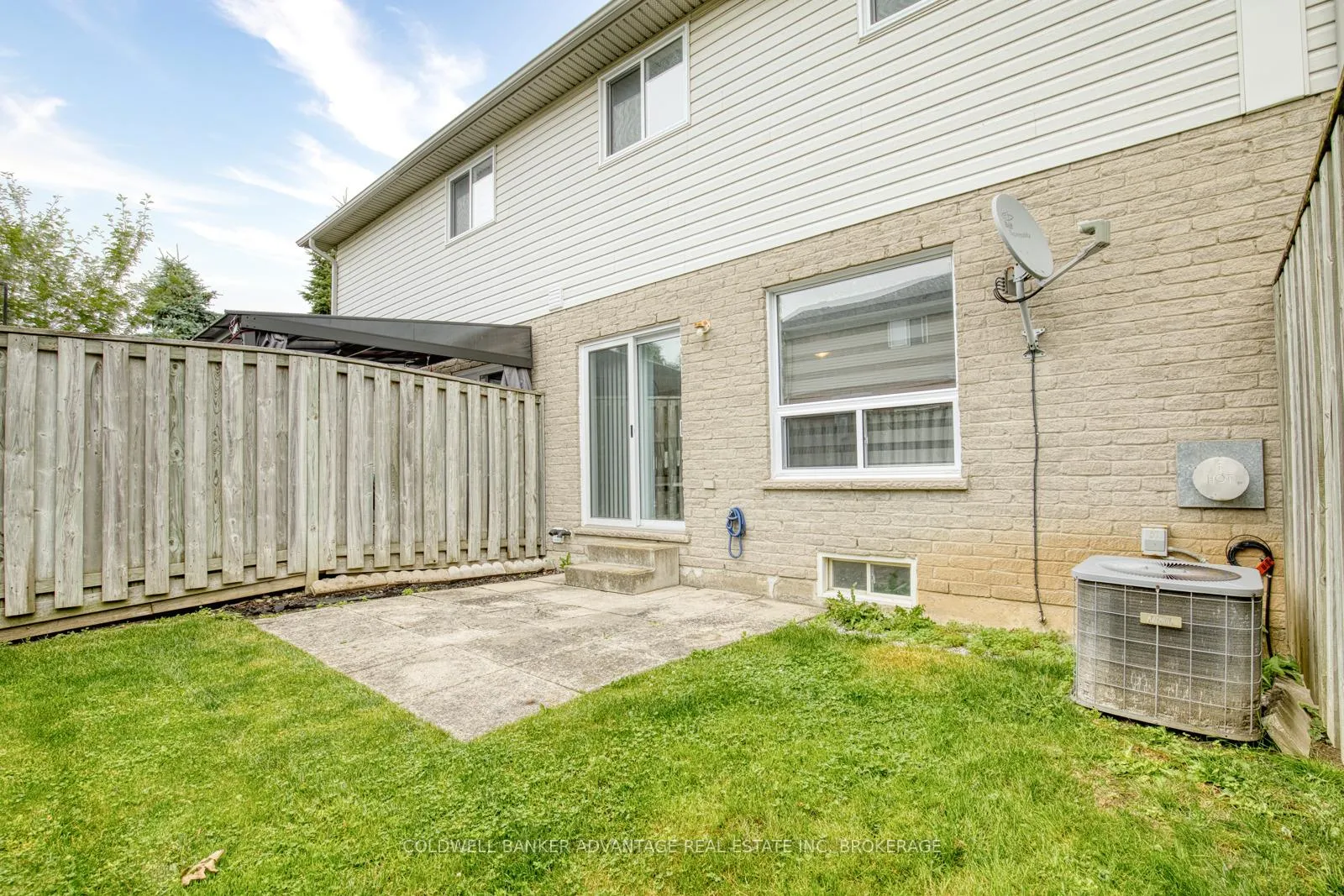 Photo 29 of Unit 2, 800 Paramount Drive, Hamilton, Stoney Creek Mountain — HOMEH