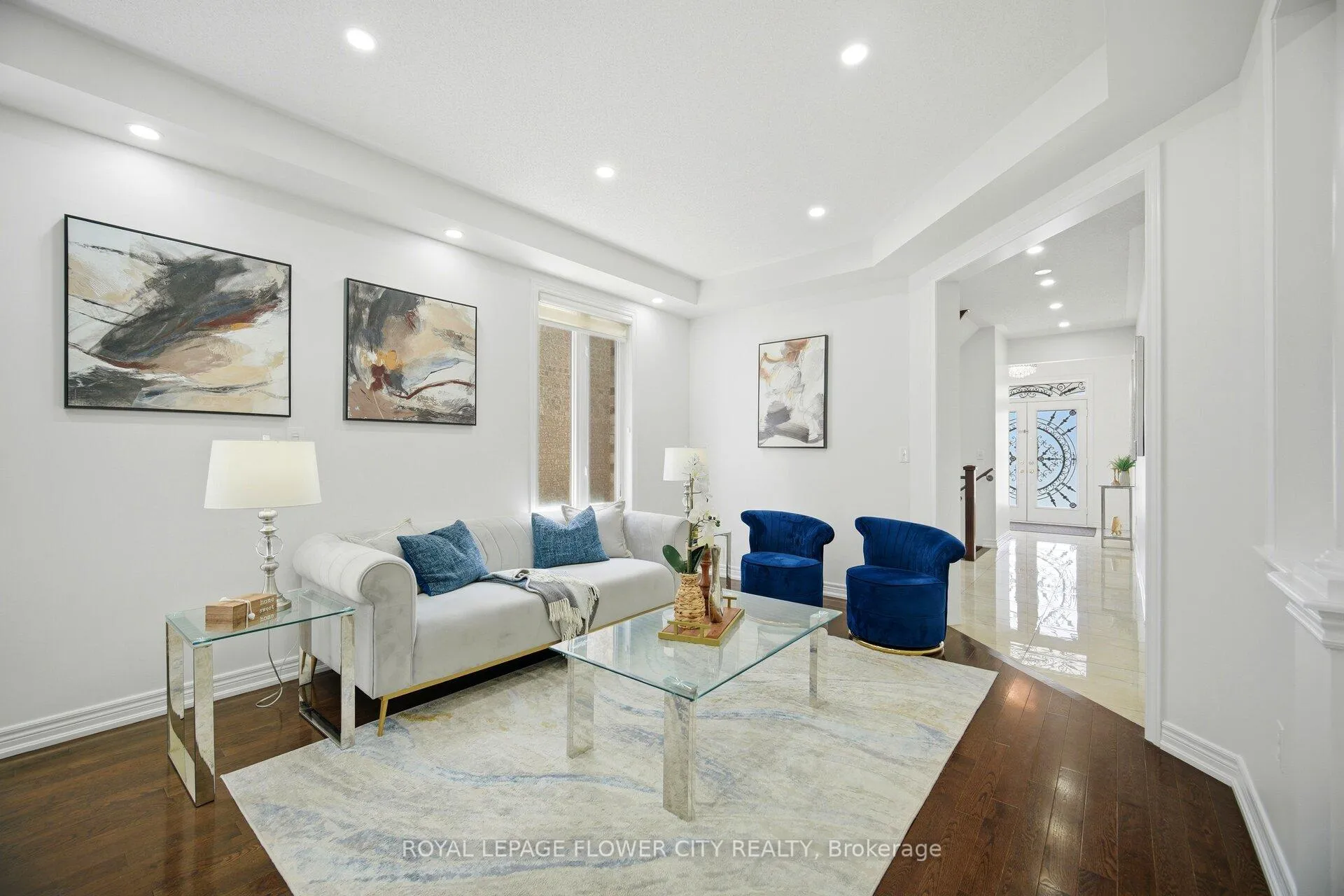 Photo 4 of 150 Bellchase Trail, Brampton, Bram East — HOMEH