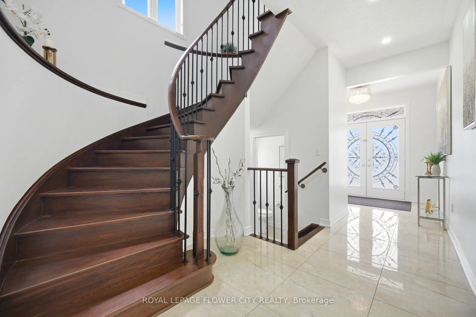 Photo 13 of 150 Bellchase Trail, Brampton, Bram East — HOMEH