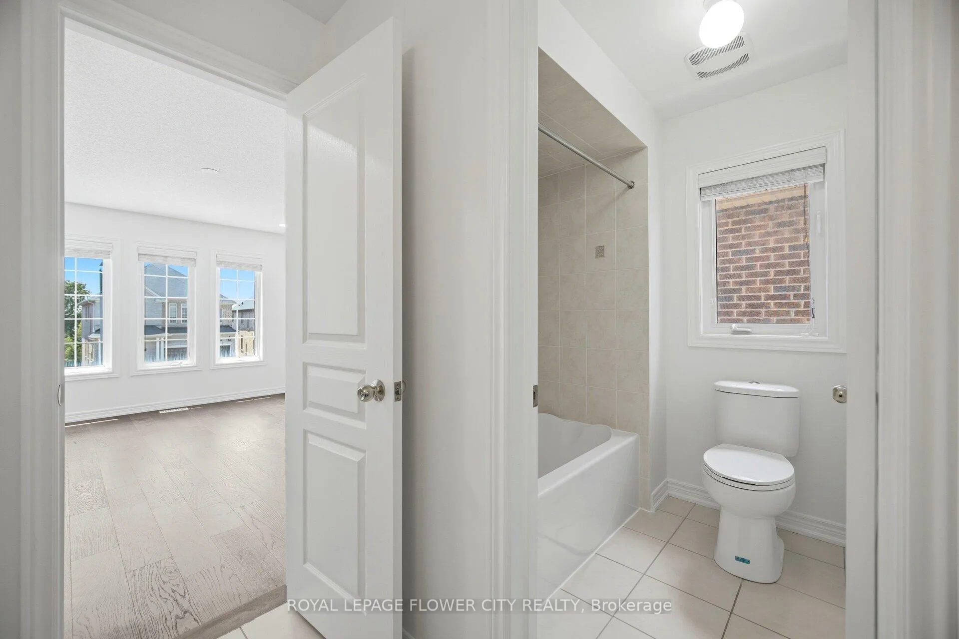 Photo 23 of 150 Bellchase Trail, Brampton, Bram East — HOMEH