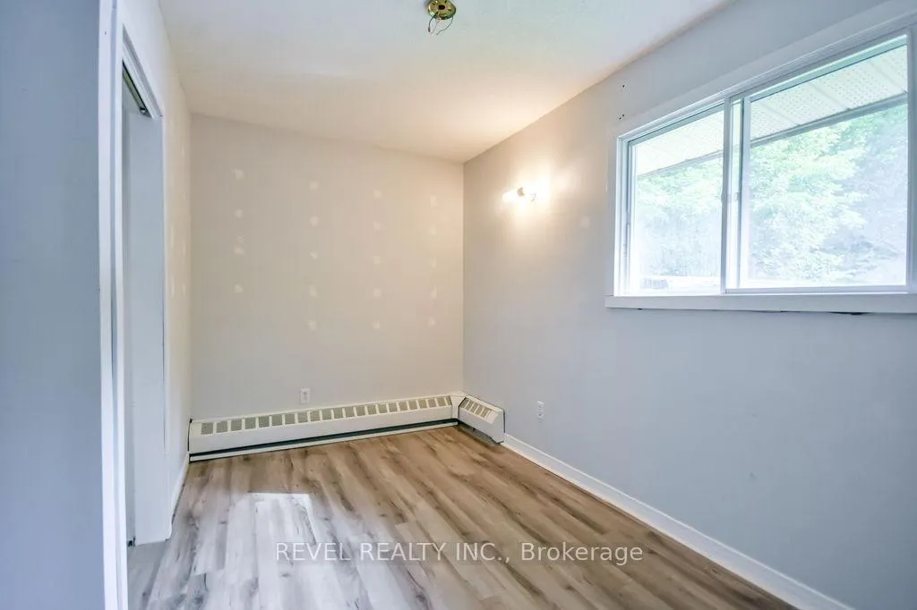 Photo 14 of 11553 County Road 27, Springwater, Midhurst — HOMEH