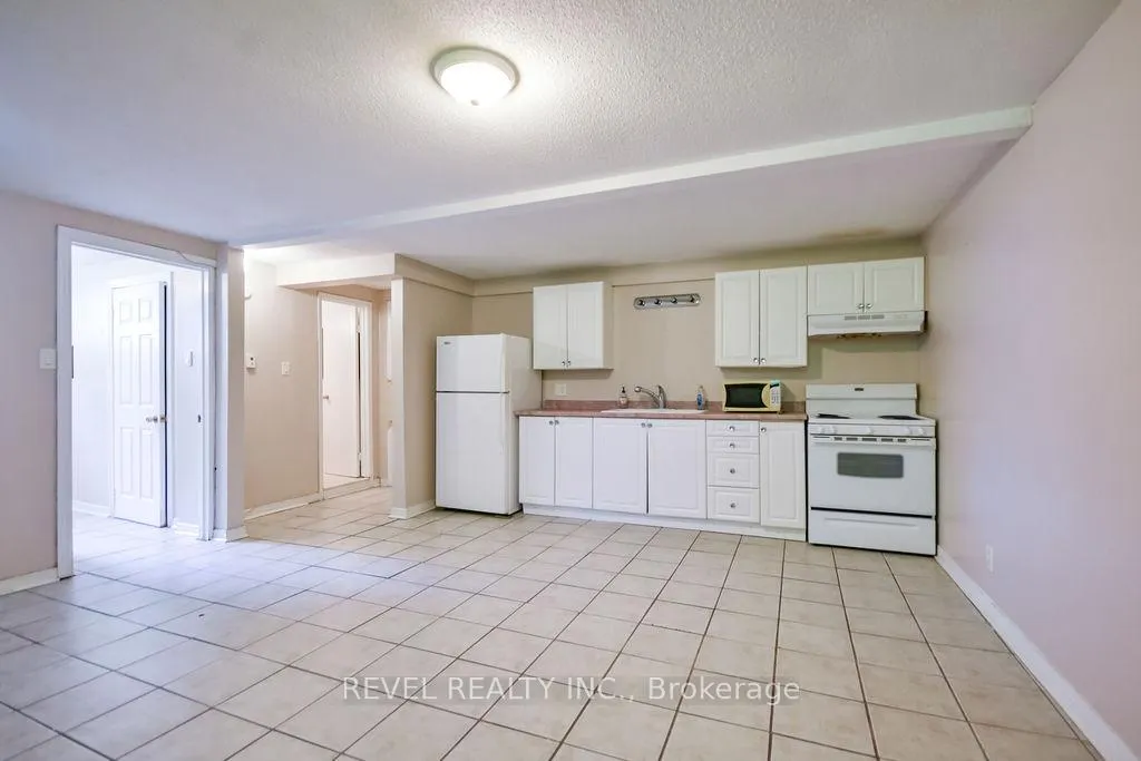 Photo 21 of 11553 County Road 27, Springwater, Midhurst — HOMEH