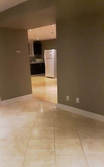 Photo 14 of Unit Bsmt, 39 Treeline Boulevard, Brampton, Vales of Castlemore — HOMEH