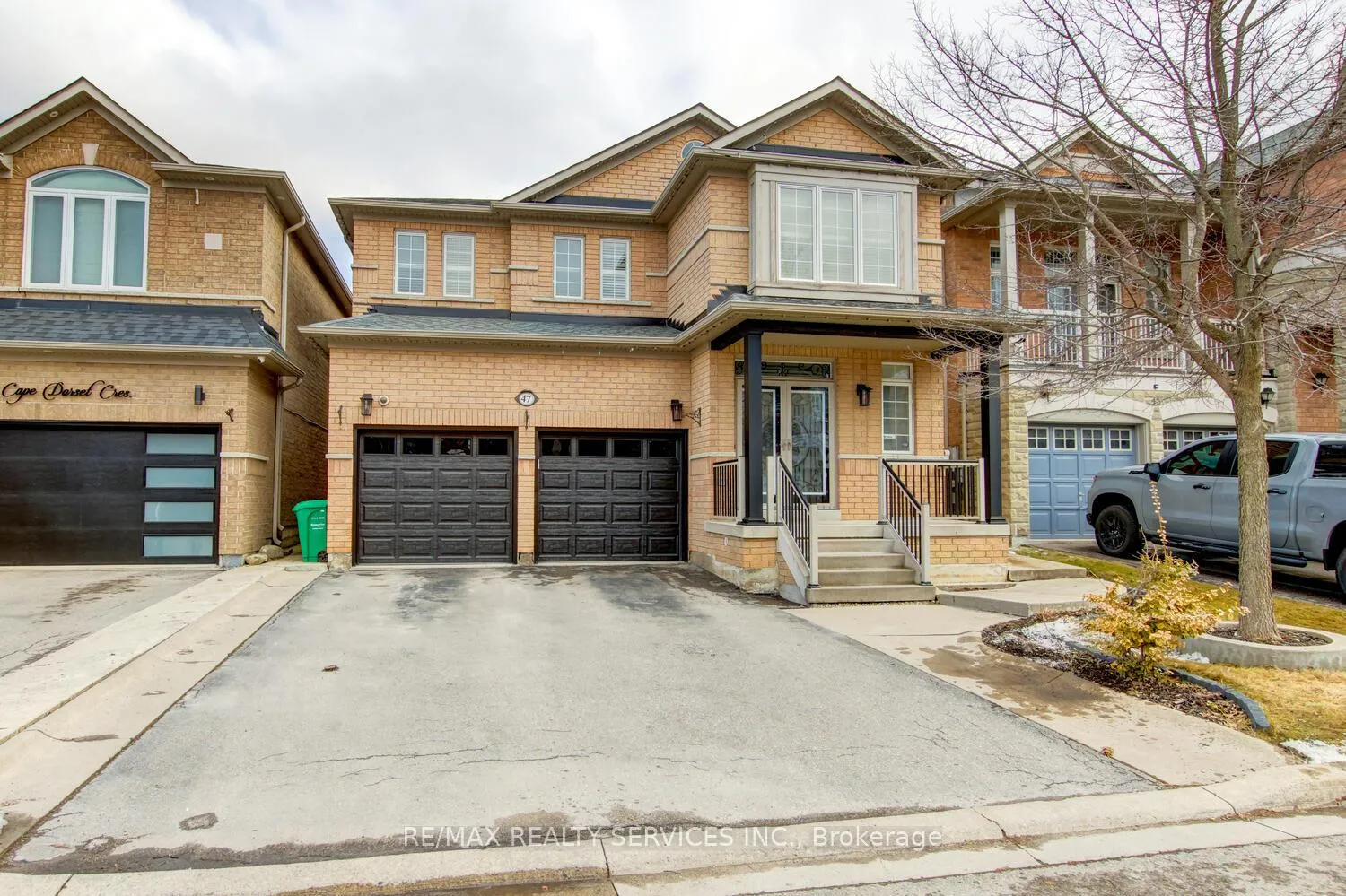 Photo 1 of 47 Cape Dorset Crescent, Brampton, Sandringham-Wellington — HOMEH