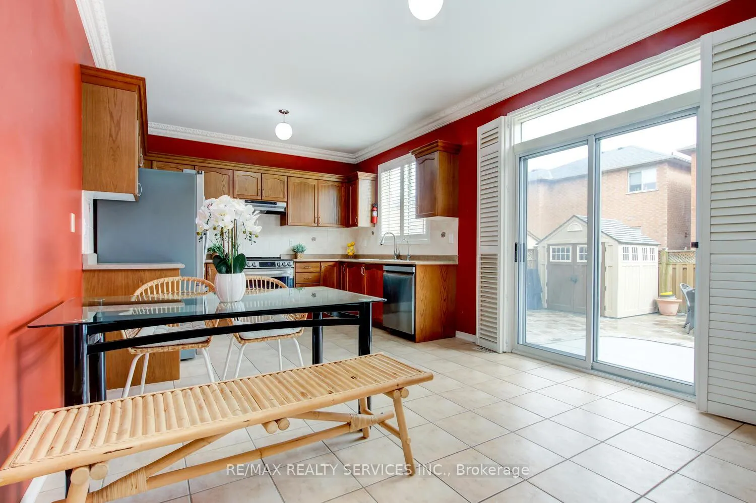 Photo 8 of 47 Cape Dorset Crescent, Brampton, Sandringham-Wellington — HOMEH