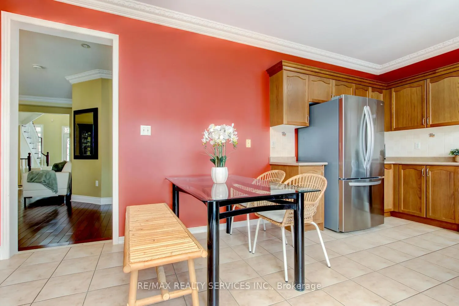 Photo 10 of 47 Cape Dorset Crescent, Brampton, Sandringham-Wellington — HOMEH
